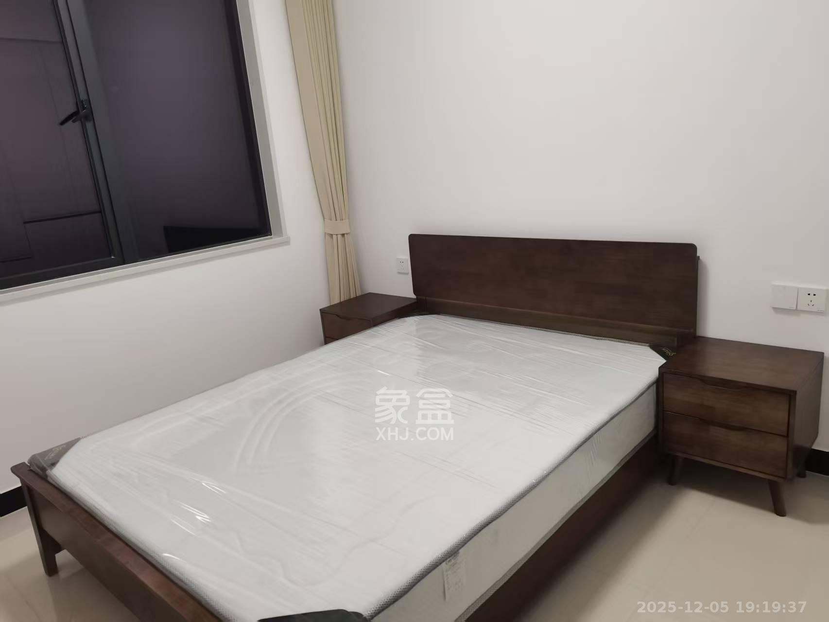 润和星河玥  3室2厅1卫    2600.0元/月