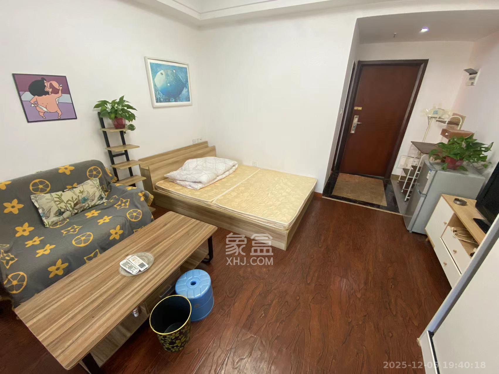 天元涉外景园B区  1室1厅1卫    1200.0元/月室内图