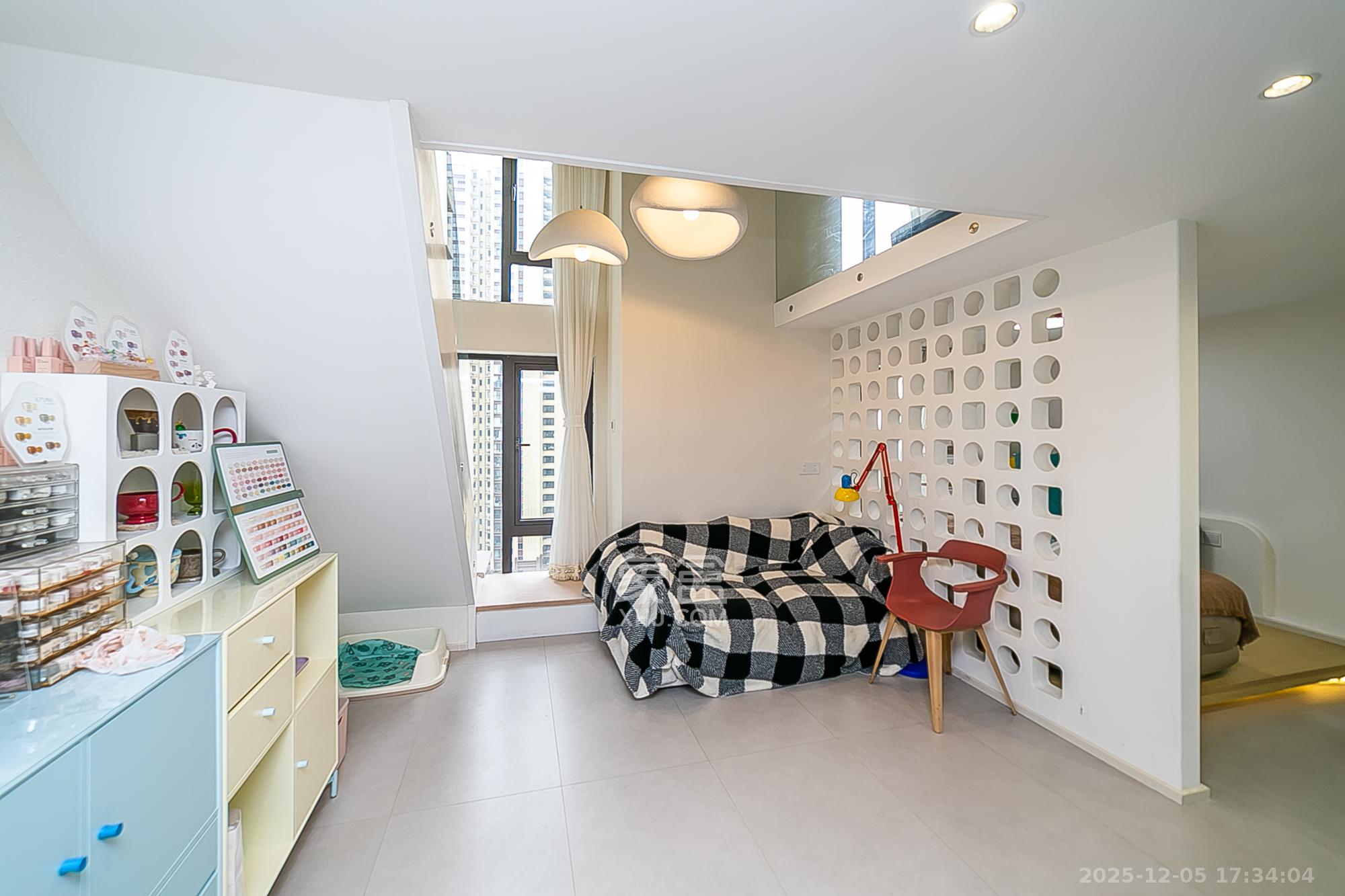 卓越江岸  2室1厅1卫    88.0万