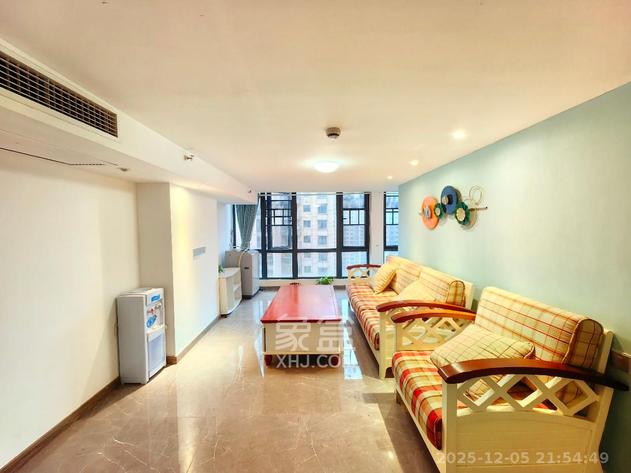 梦想新天地  3室2厅2卫    2600.0元/月