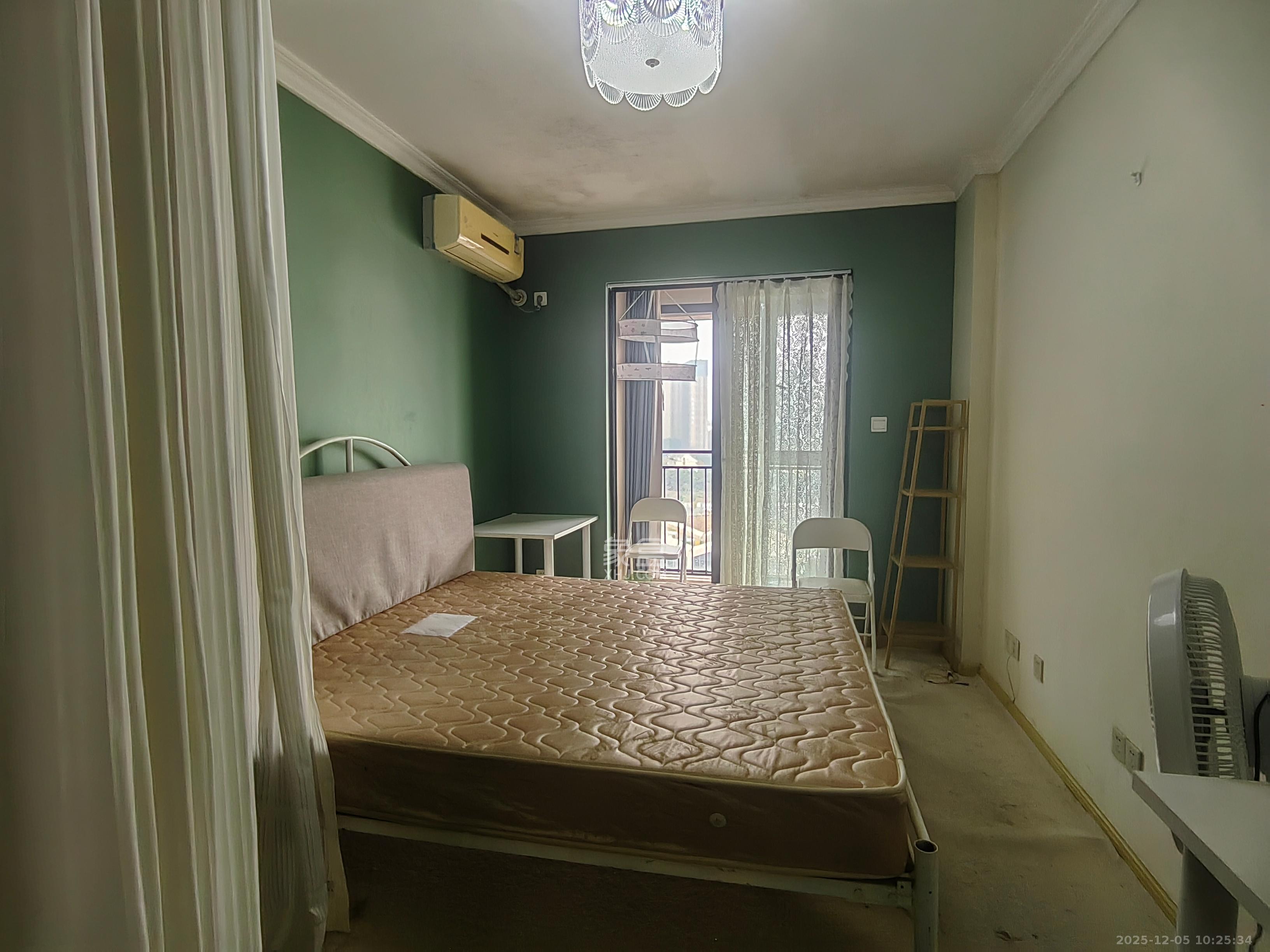 万科金域华府一期  1室0厅1卫    800.0元/月