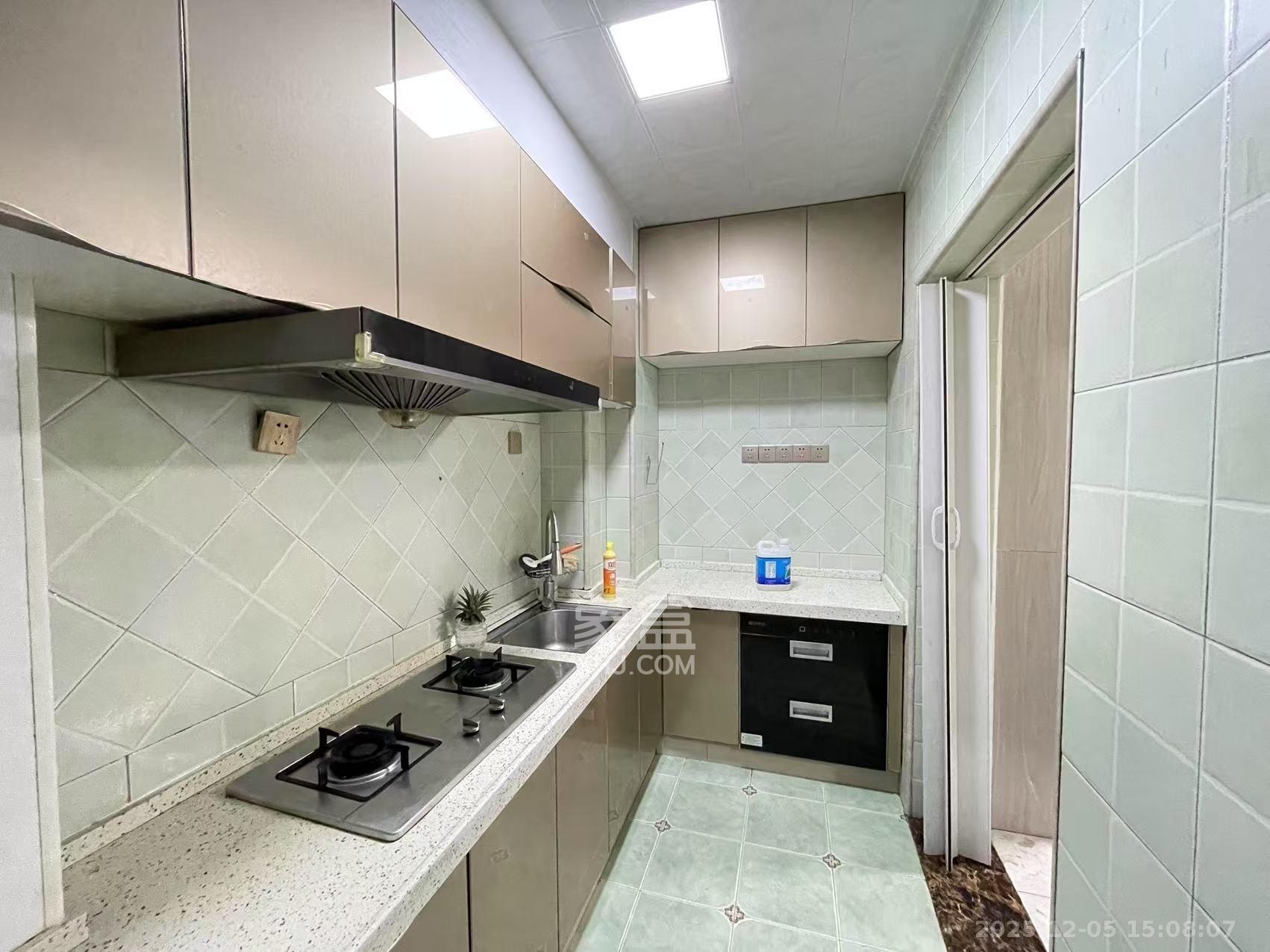 美麓阳光 3室2厅1卫 2880.0元/月 美麓阳光 3室2厅1卫 2880.0元/月室内图