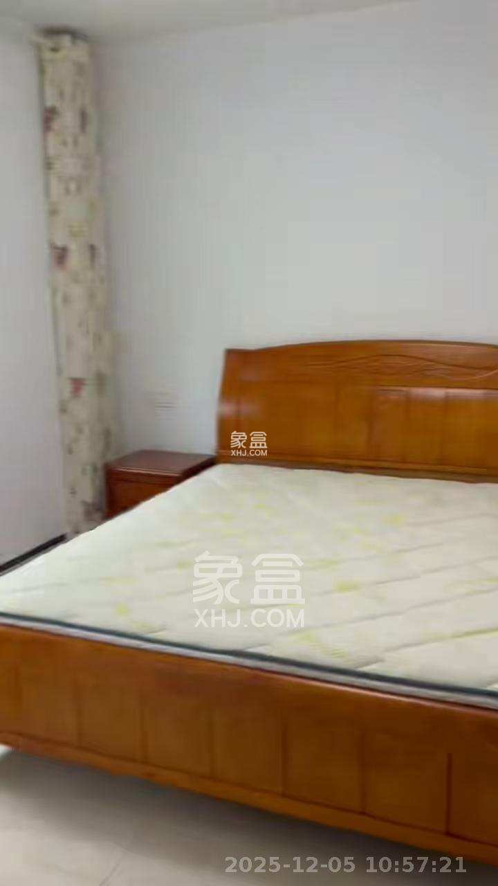 麓枫和苑 2室1厅1卫 2200.0元/月 麓枫和苑 2室1厅1卫 2200.0元/月室内图