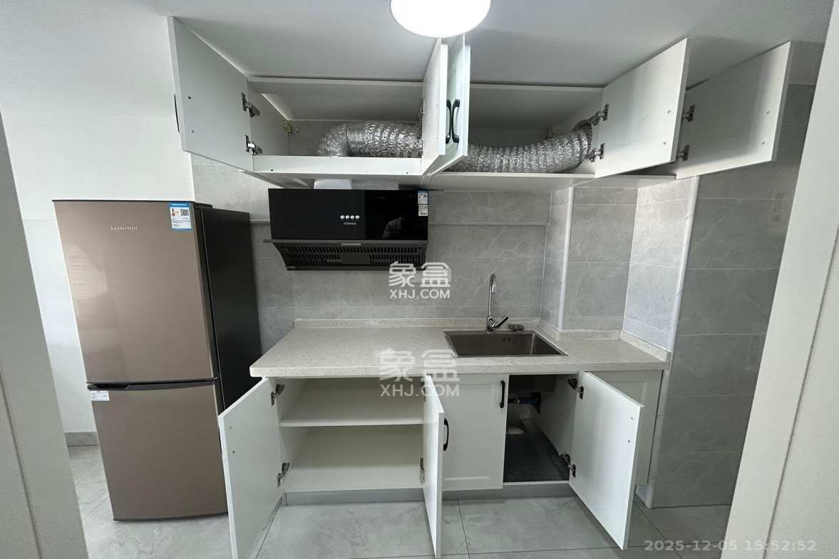 龙湖湘江星座(祺鑫星座公寓) 1室1厅1卫 1250.0元/月 龙湖湘江星座(祺鑫星座公寓) 1室1厅1卫 1250.0元/月室内图