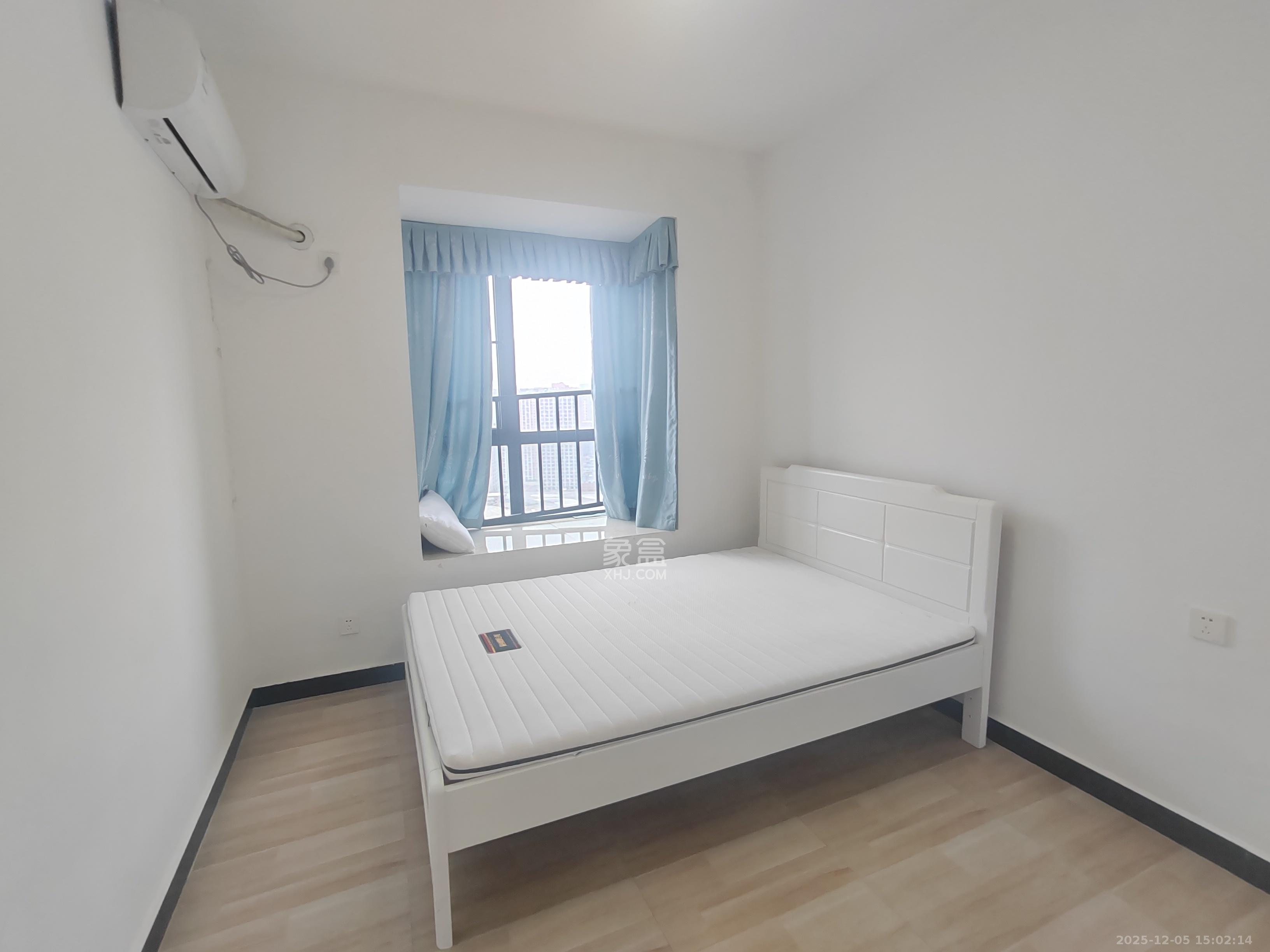 玛丽的花园(金色阳光家园) 3室2厅2卫 2200.0元/月 玛丽的花园(金色阳光家园) 3室2厅2卫 2200.0元/月室内图