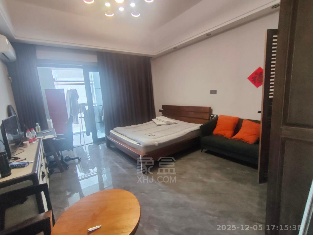 流金岁月-华晨国际  1室1厅1卫    1500.0元/月