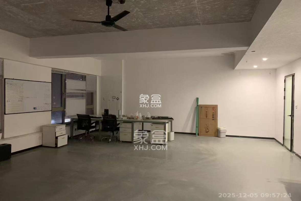 梅溪湖金茂湾 2室1厅1卫 14000.0元/月 梅溪湖金茂湾 2室1厅1卫 14000.0元/月室内图