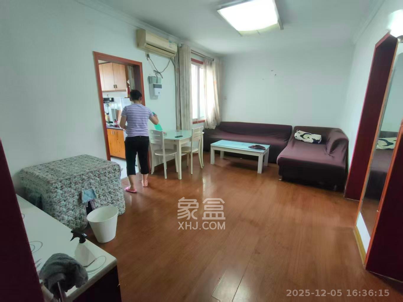 长钢社区(半边山宿舍区) 2室1厅1卫 1500.0元/月 长钢社区(半边山宿舍区) 2室1厅1卫 1500.0元/月室内图