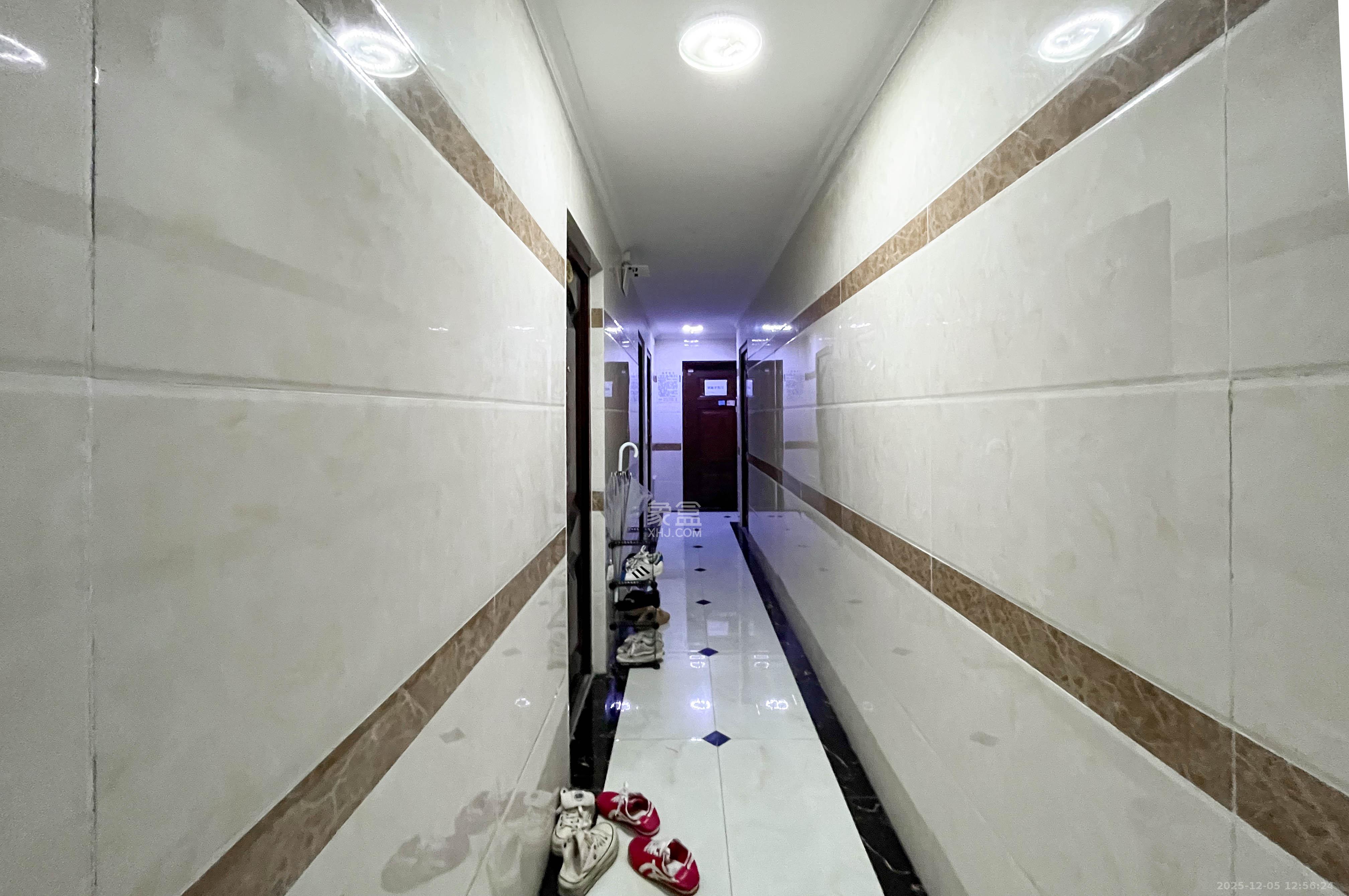 麓阳和景雅苑 4室2厅2卫 105.0万 麓阳和景雅苑 4室2厅2卫 105.0万其他