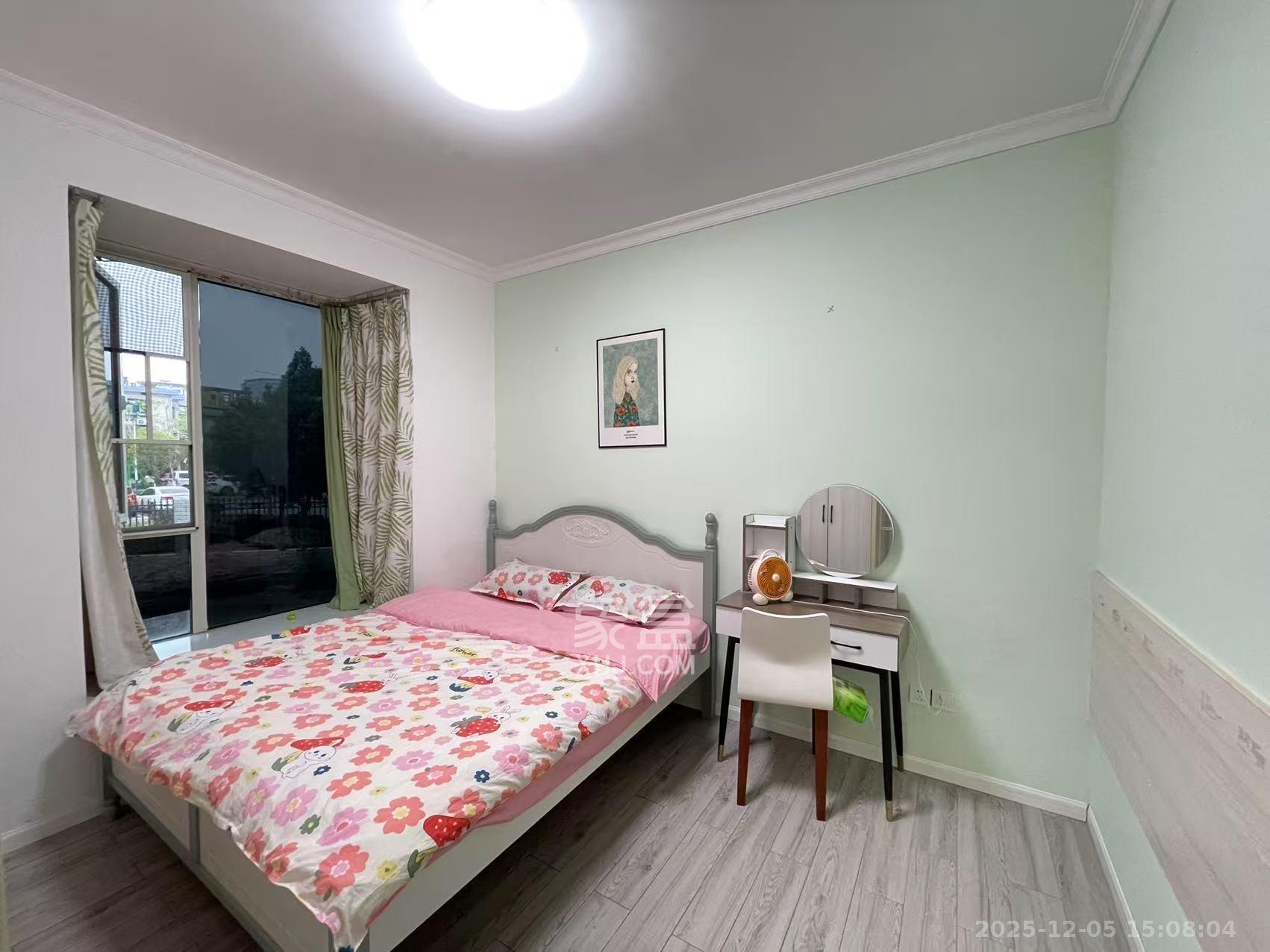 美麓阳光  3室2厅1卫    2880.0元/月室内图