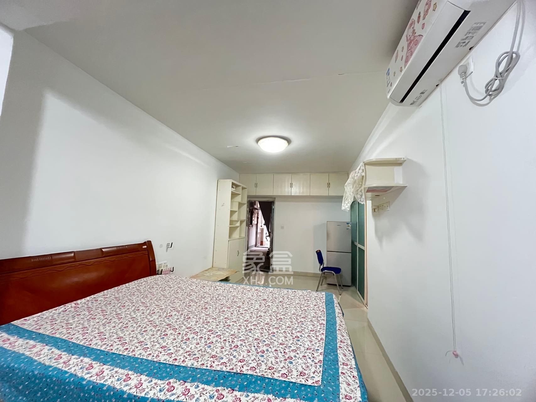 御景龙城  1室1厅1卫    1100.0元/月