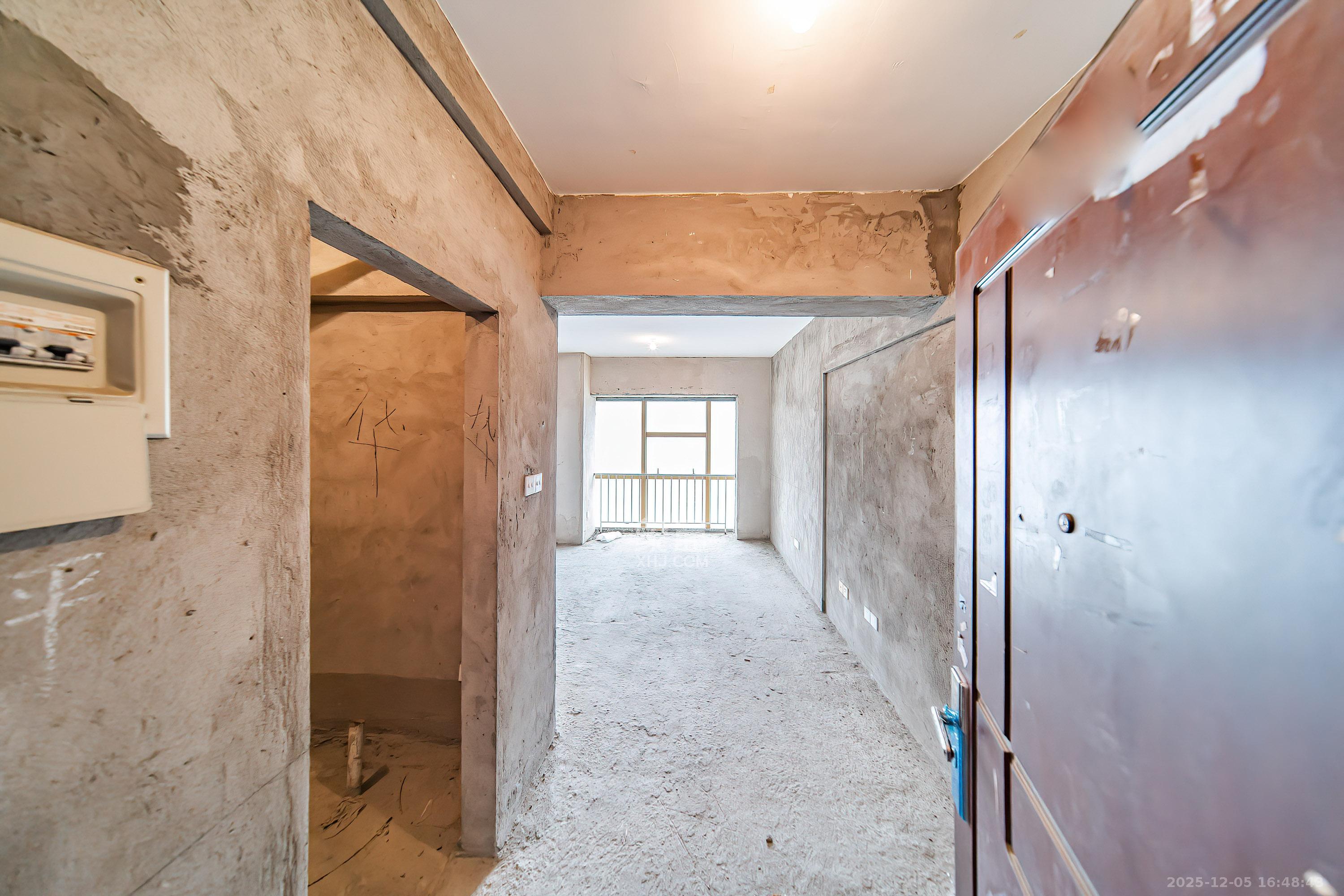 天健芙蓉盛世一期  1室1厅1卫    21.8万其他