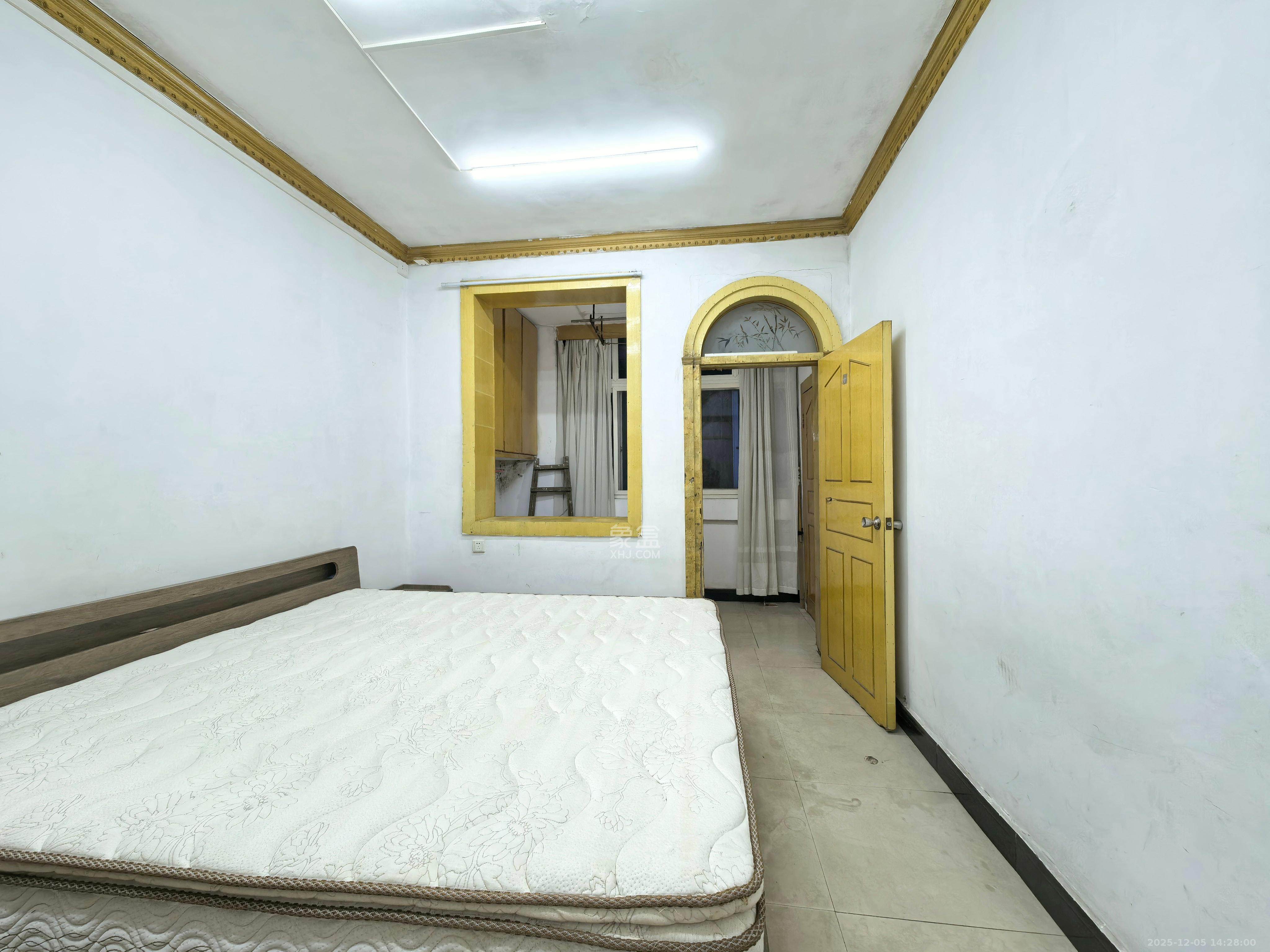 东风一村社区房（王家垅）  2室1厅1卫    1400.0元/月室内图