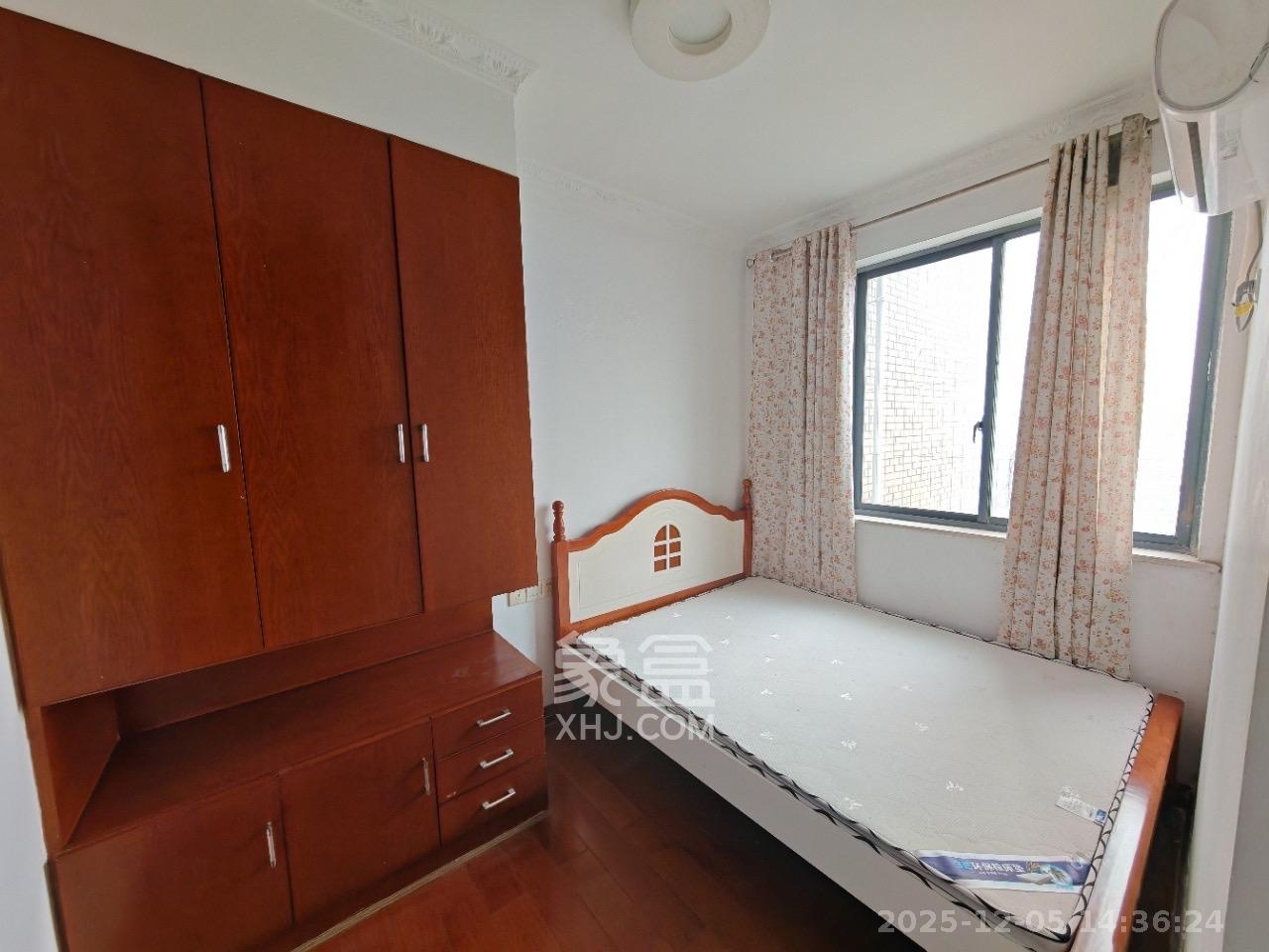 广盛华苑 3室2厅1卫 2200.0元/月 广盛华苑 3室2厅1卫 2200.0元/月室内图