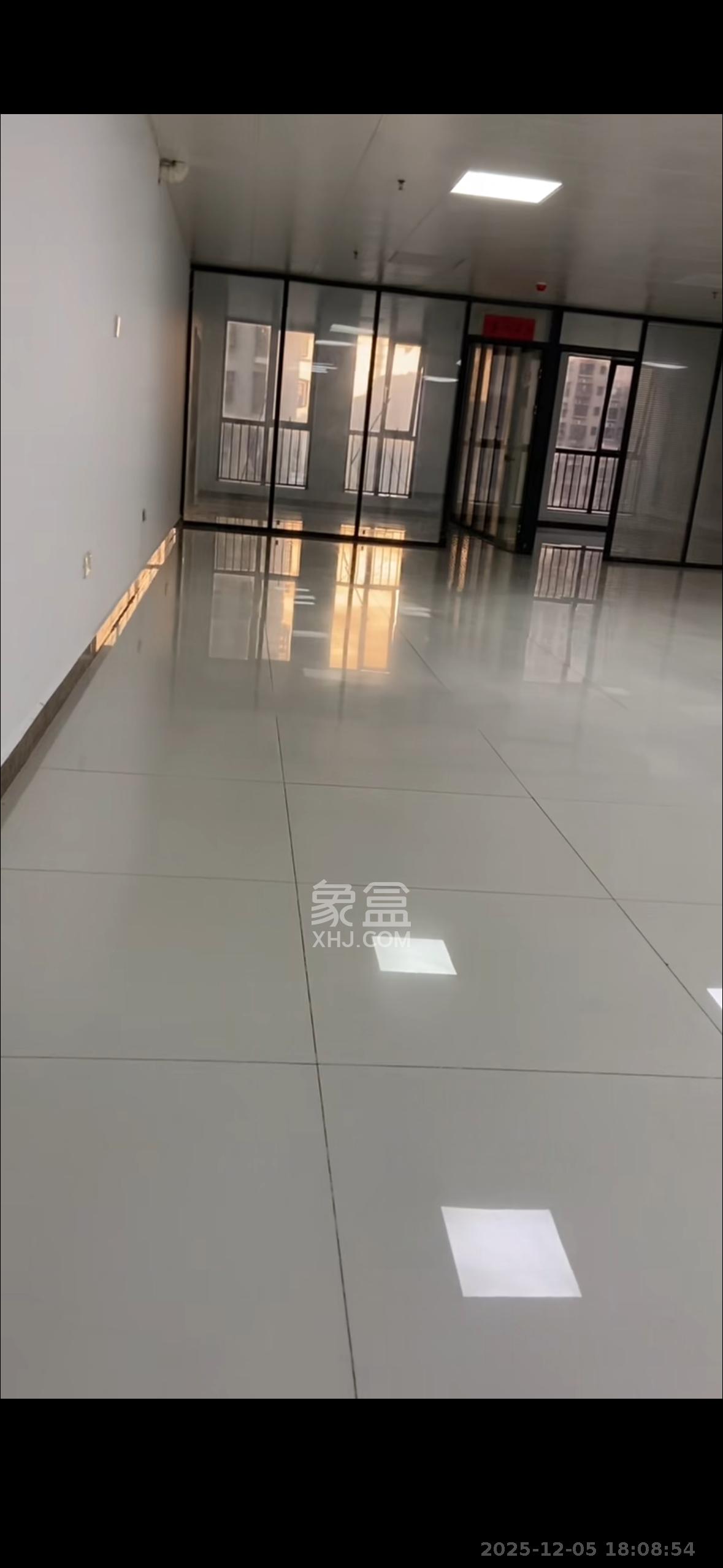 新长海广场   248.0㎡      8800.0元/月室内图