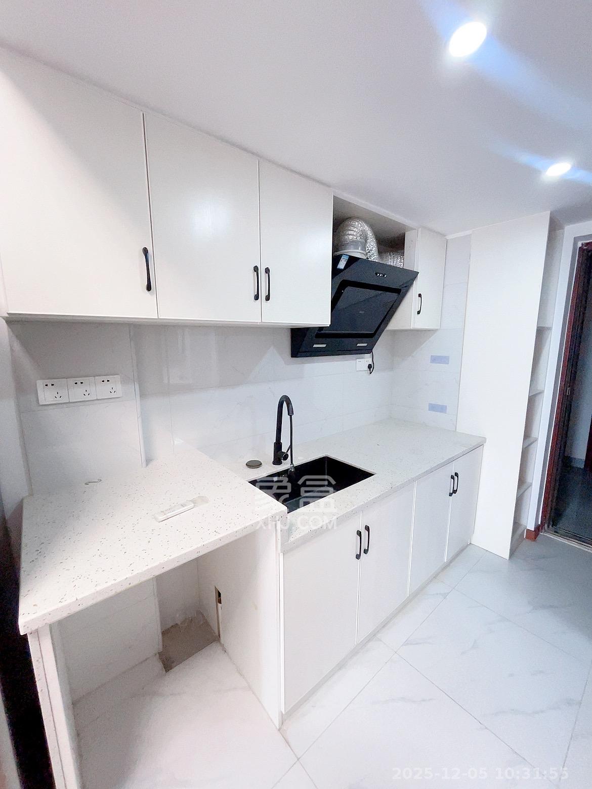 振业城三期 2室1厅1卫 2400.0元/月 振业城三期 2室1厅1卫 2400.0元/月室内图