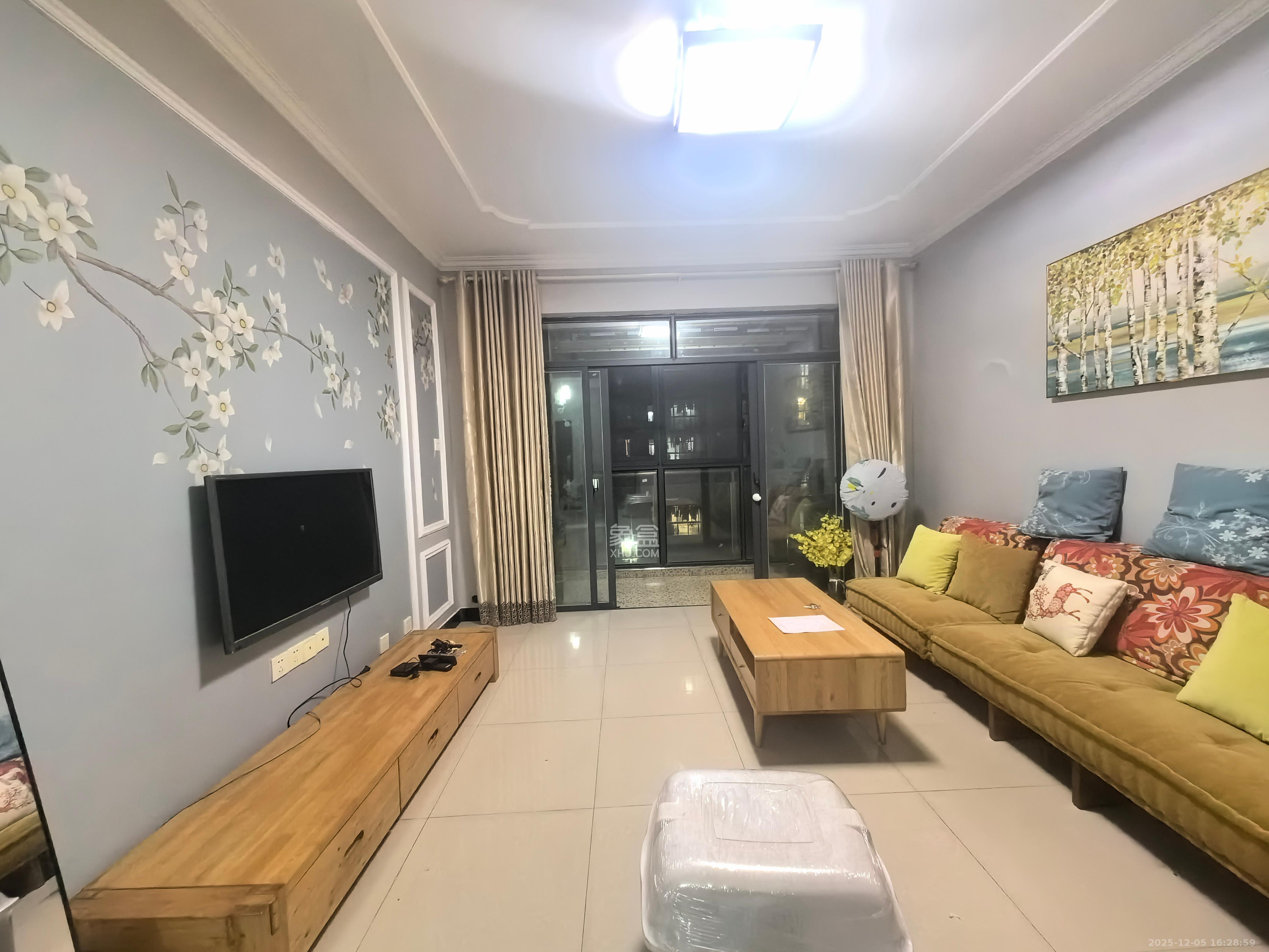 星城映象  2室2厅1卫    2100.0元/月