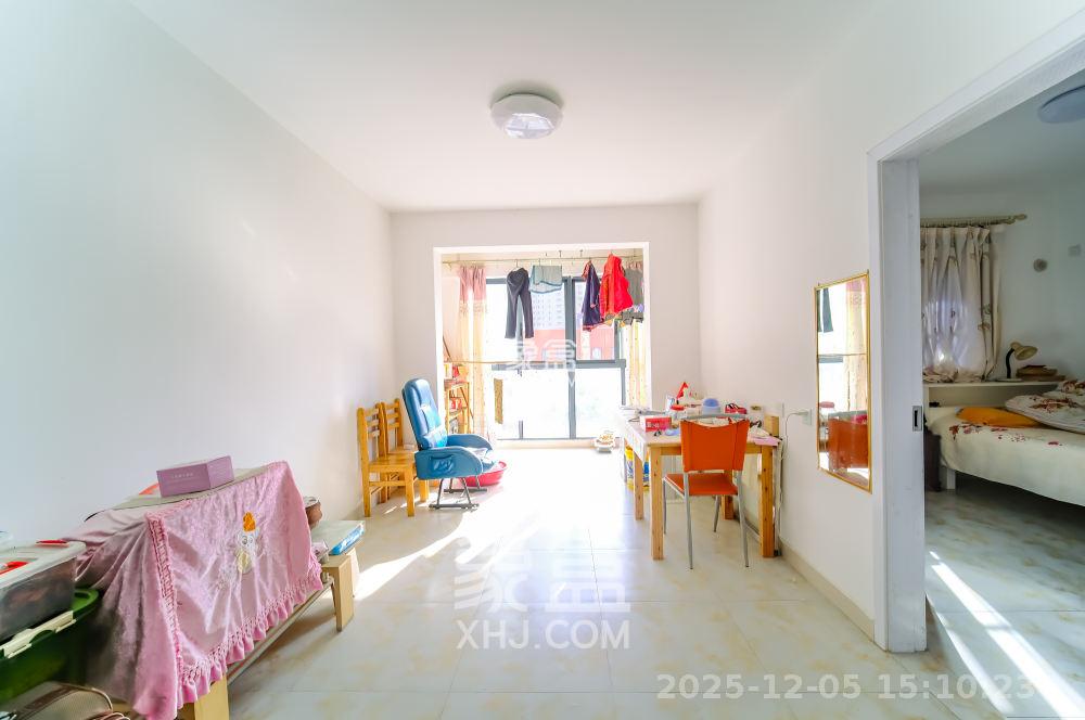 荣盛花语城  3室2厅1卫    1600.0元/月