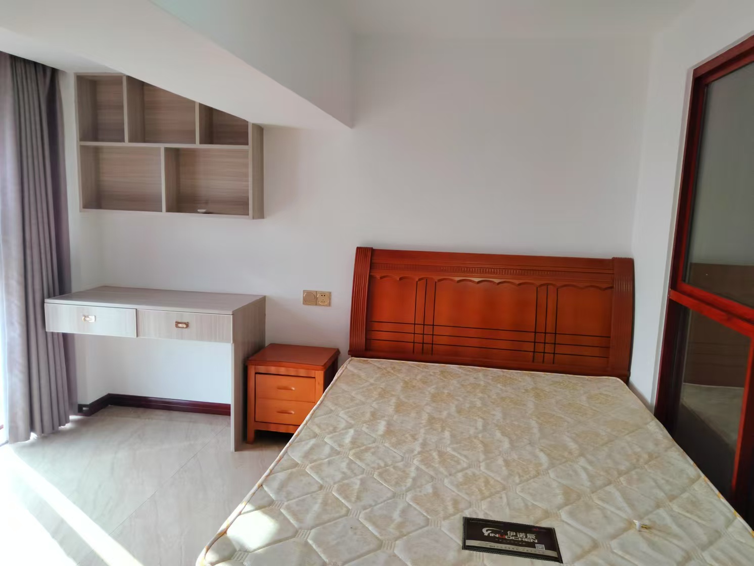 金钟时代城  2室1厅1卫    1500.0元/月室内图