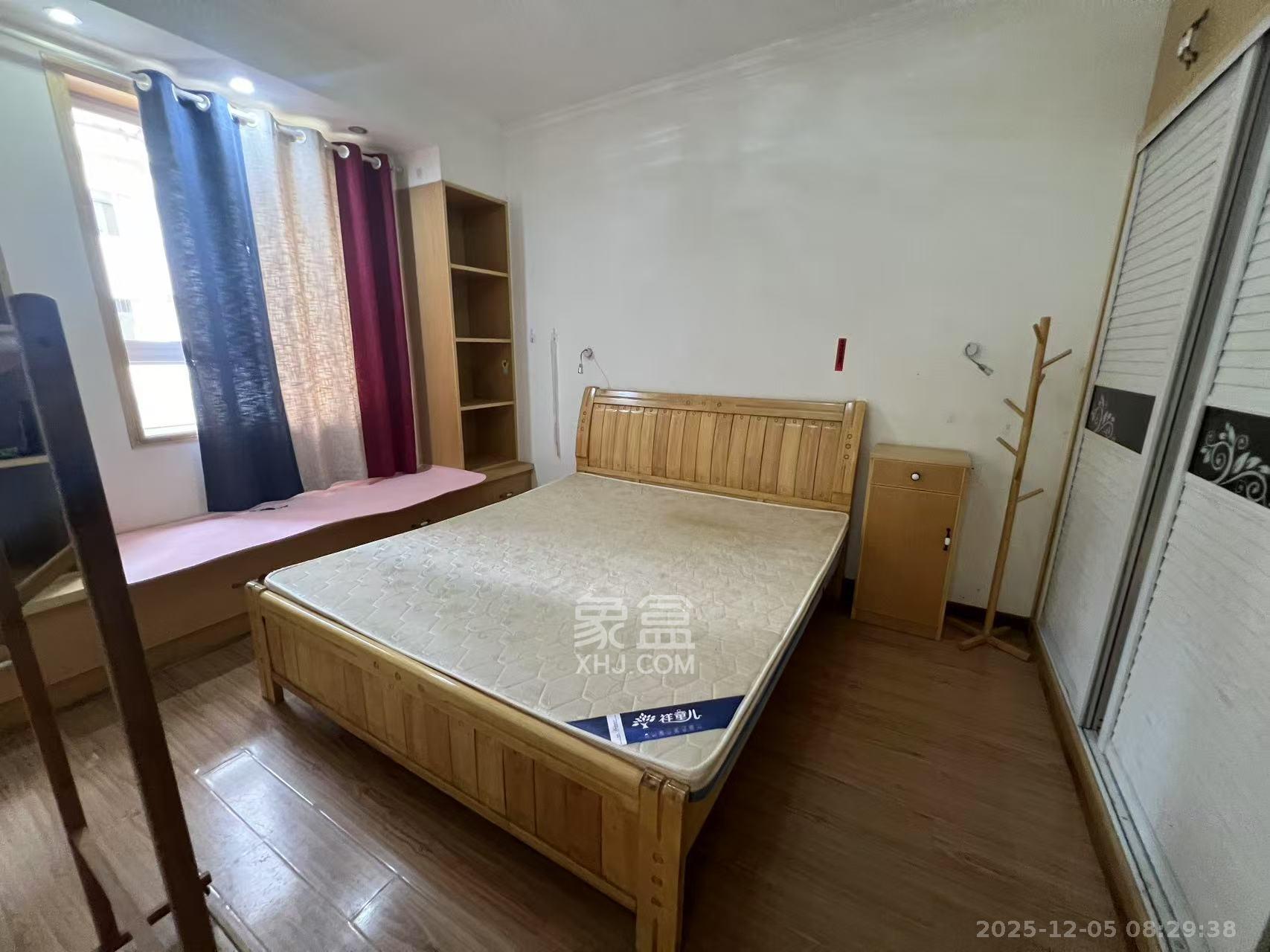 文艺路口纺织公司宿舍 2室1厅1卫 1900.0元/月 文艺路口纺织公司宿舍 2室1厅1卫 1900.0元/月室内图