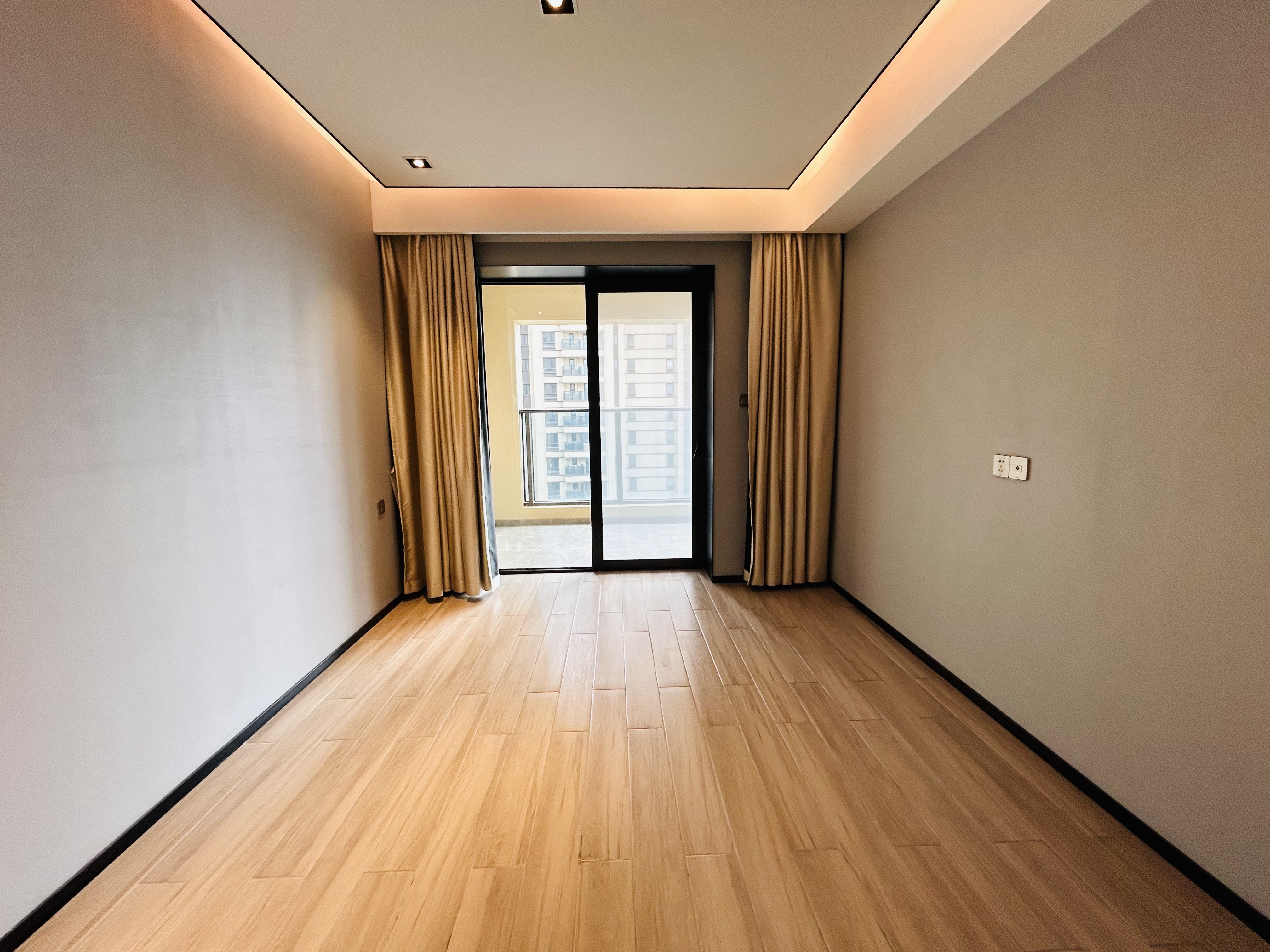 融创海口一号 3室2厅2卫 4300.0元/月 融创海口一号 3室2厅2卫 4300.0元/月室内图