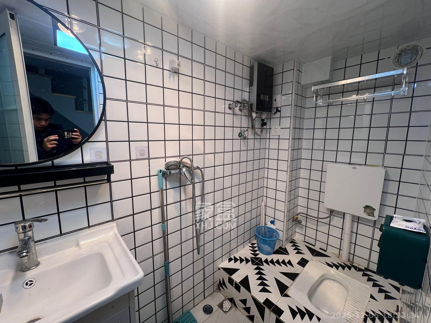 弘坤云寓  1室1厅1卫    2000.0元/月