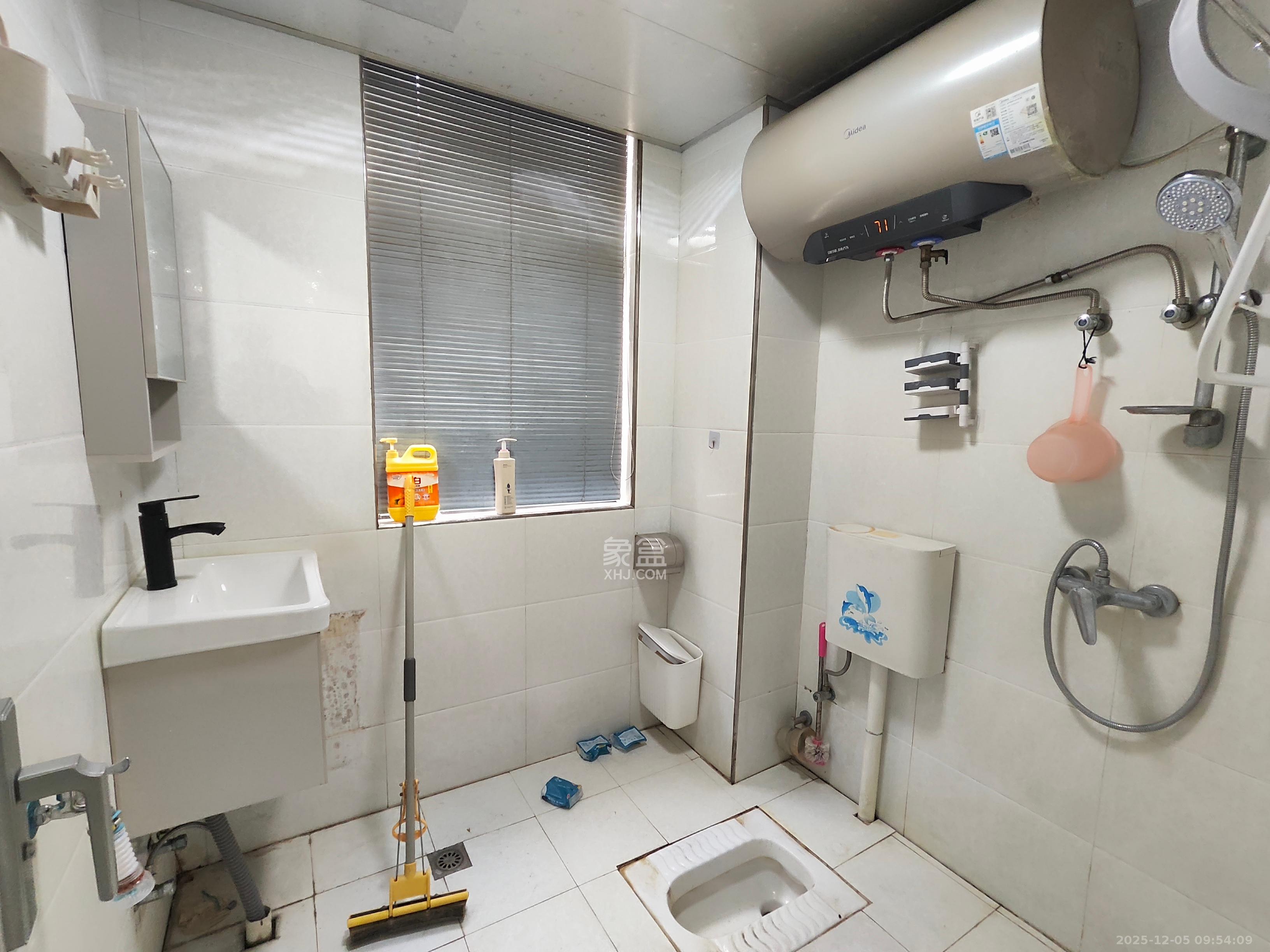 乾城（兴旺乾城）  2室2厅1卫    2000.0元/月室内图