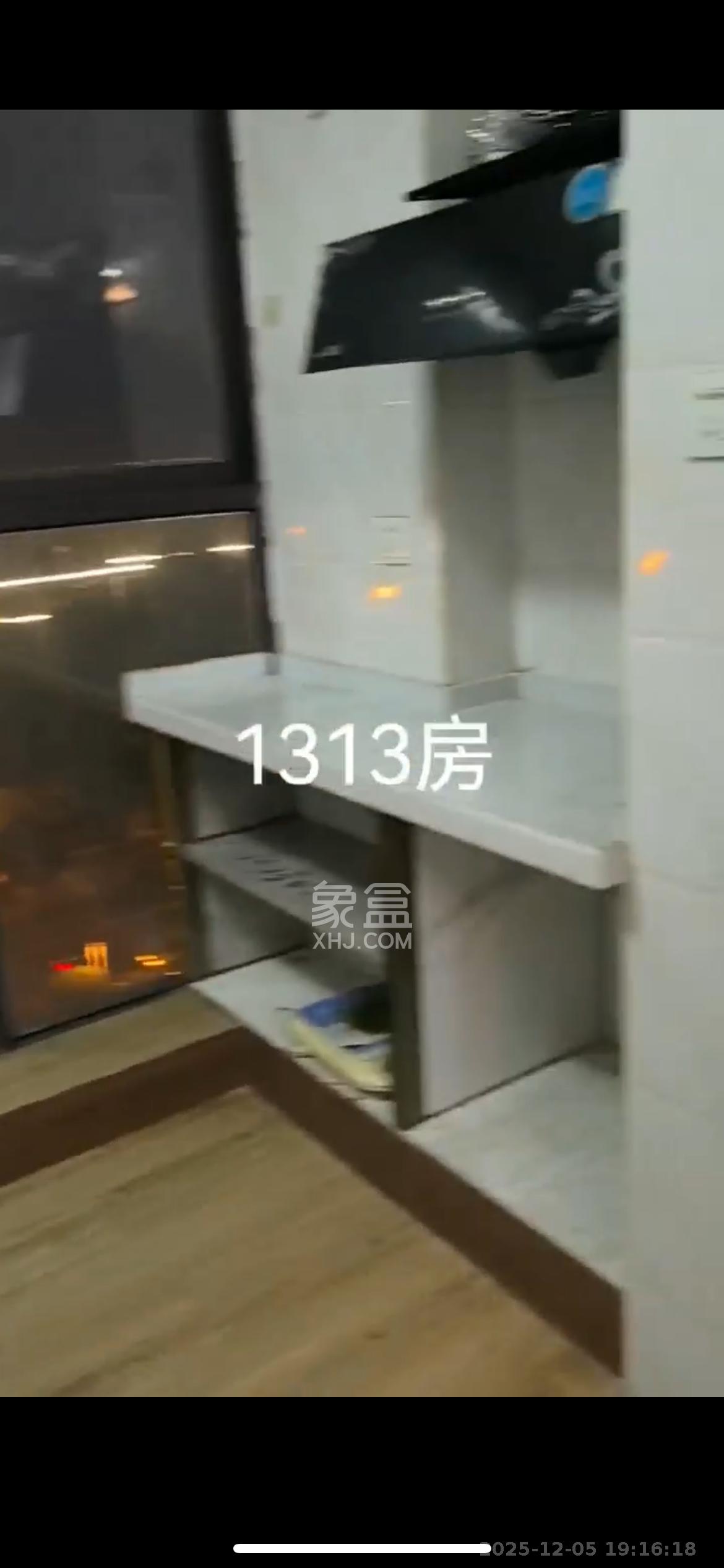 富兴旺角  1室1厅1卫    1300.0元/月室内图