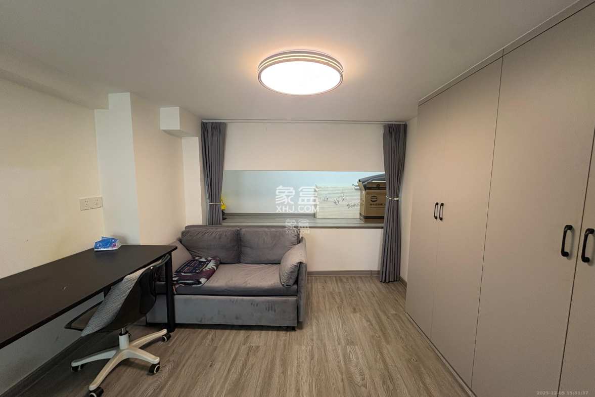 越秀湘江星汇城一期 2室2厅1卫 1600.0元/月 越秀湘江星汇城一期 2室2厅1卫 1600.0元/月室内图