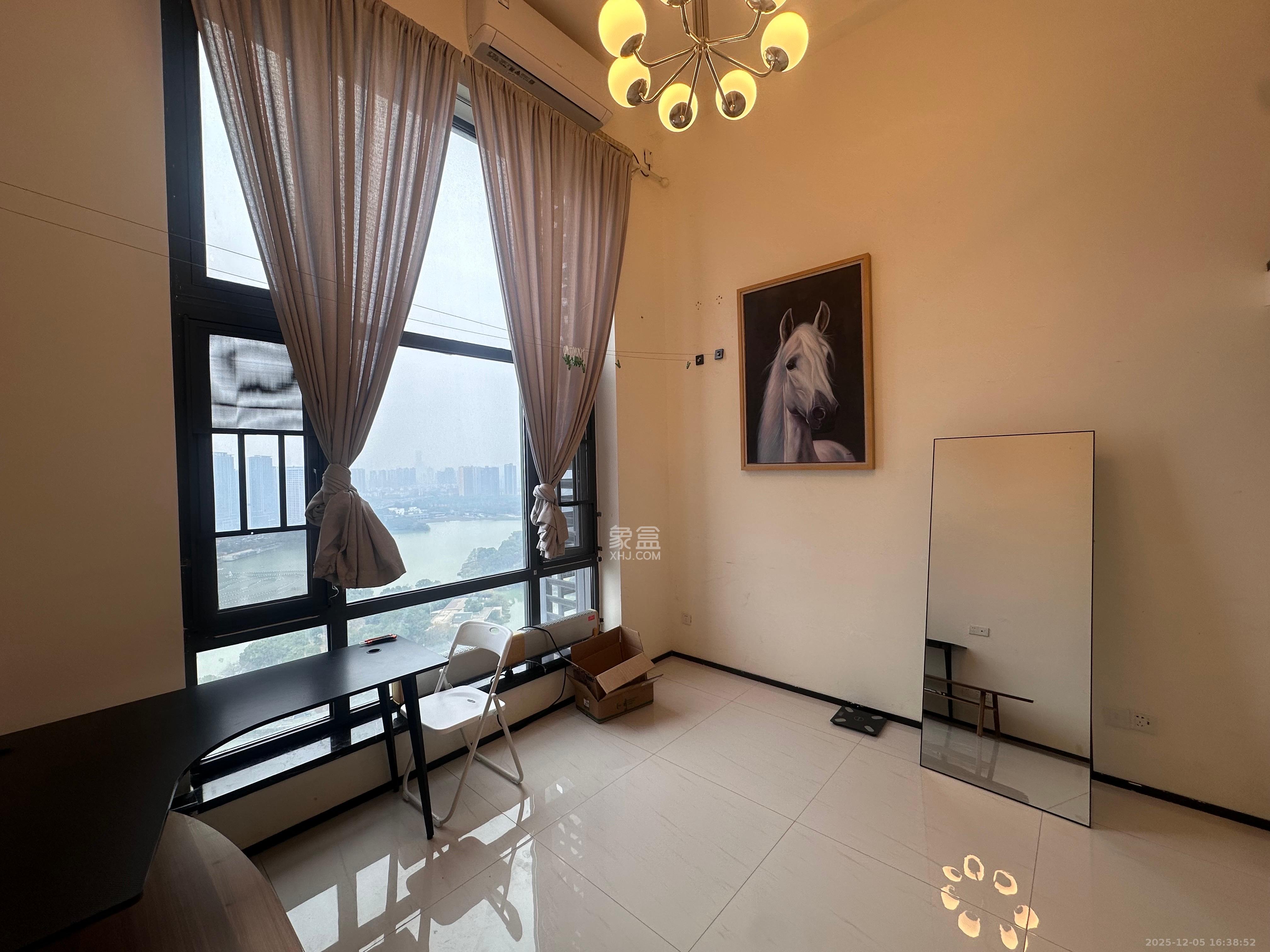 藏珑湖上公馆 1室1厅2卫 2800.0元/月 藏珑湖上公馆 1室1厅2卫 2800.0元/月室内图