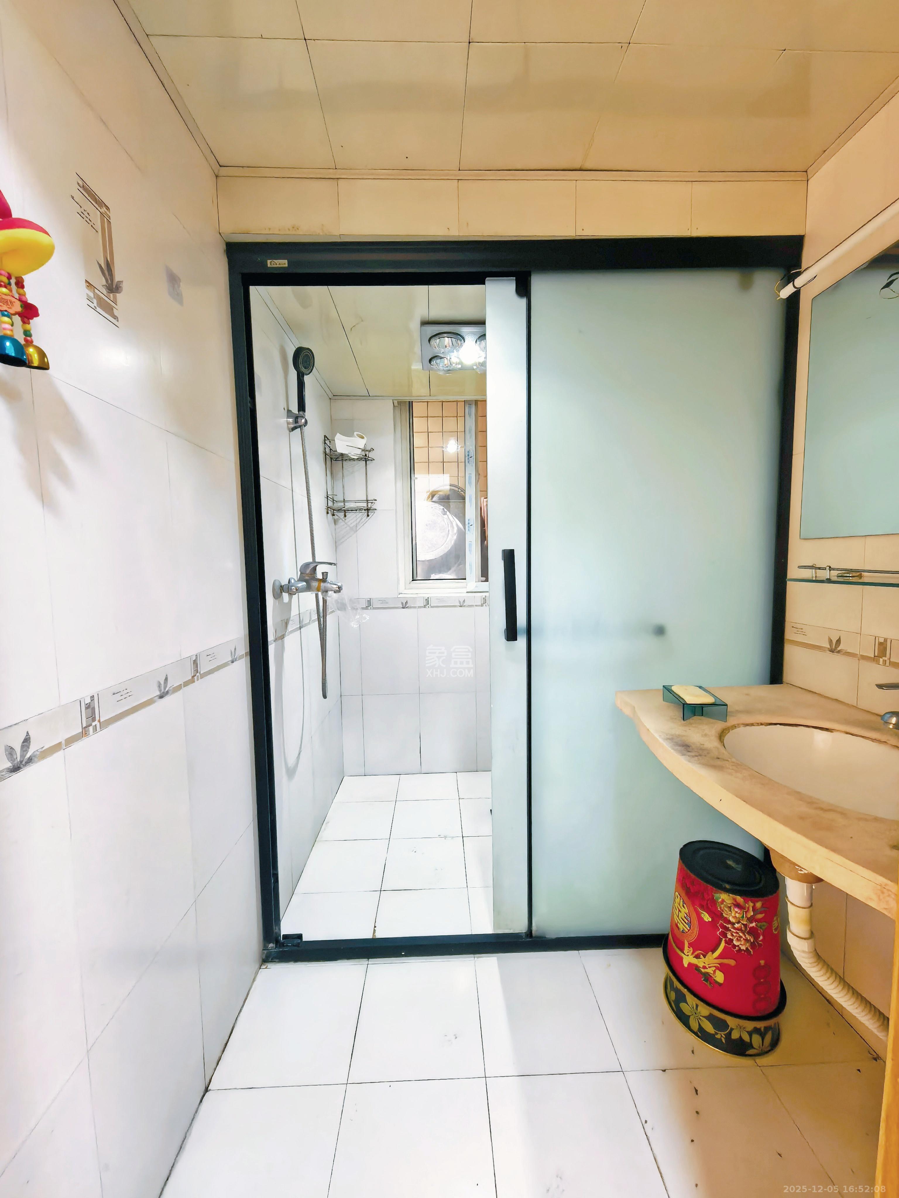 枫林美景 2室2厅1卫 1700.0元/月 枫林美景 2室2厅1卫 1700.0元/月室内图