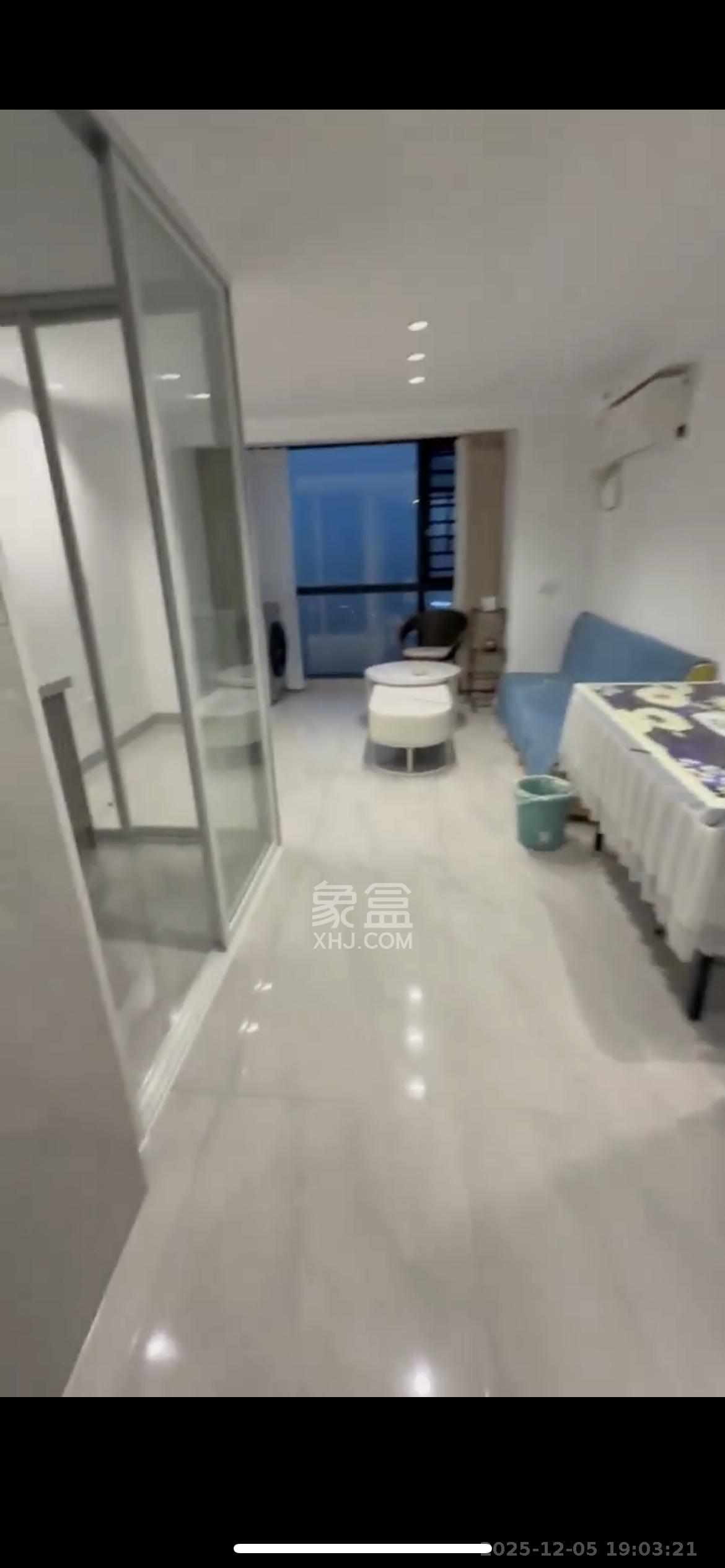 钱隆世家  2室1厅1卫    2180.0元/月