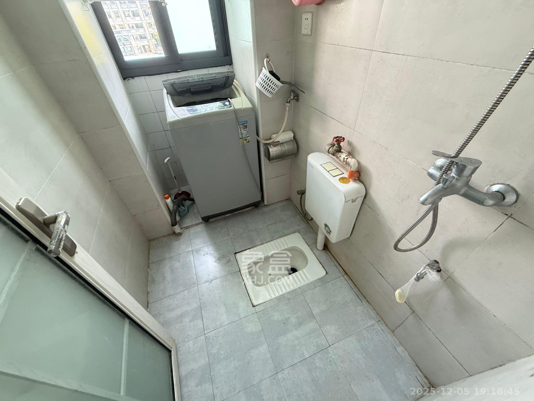 周南中学宿舍/大众宿舍 2室1厅1卫 2300.0元/月 周南中学宿舍/大众宿舍 2室1厅1卫 2300.0元/月室内图