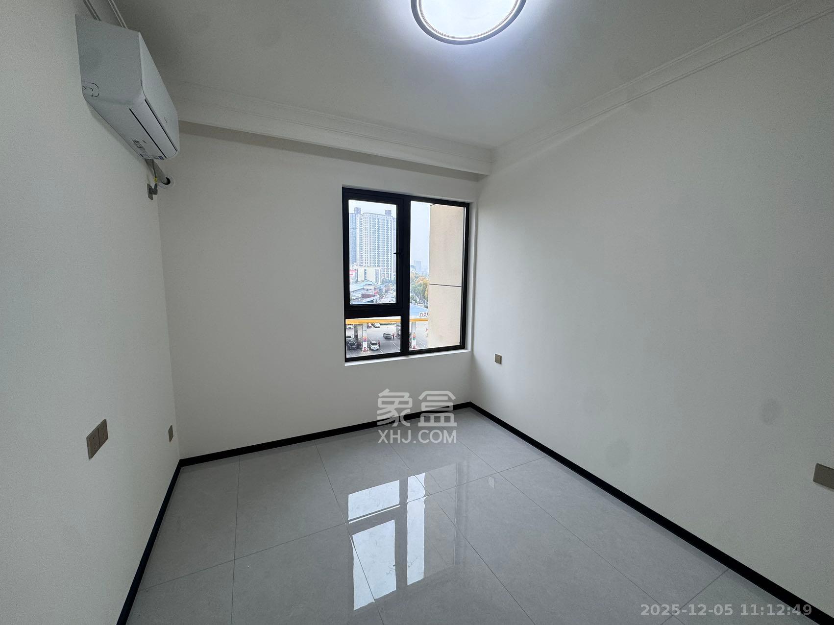 国润月湖郡 3室2厅2卫 3300.0元/月 国润月湖郡 3室2厅2卫 3300.0元/月室内图