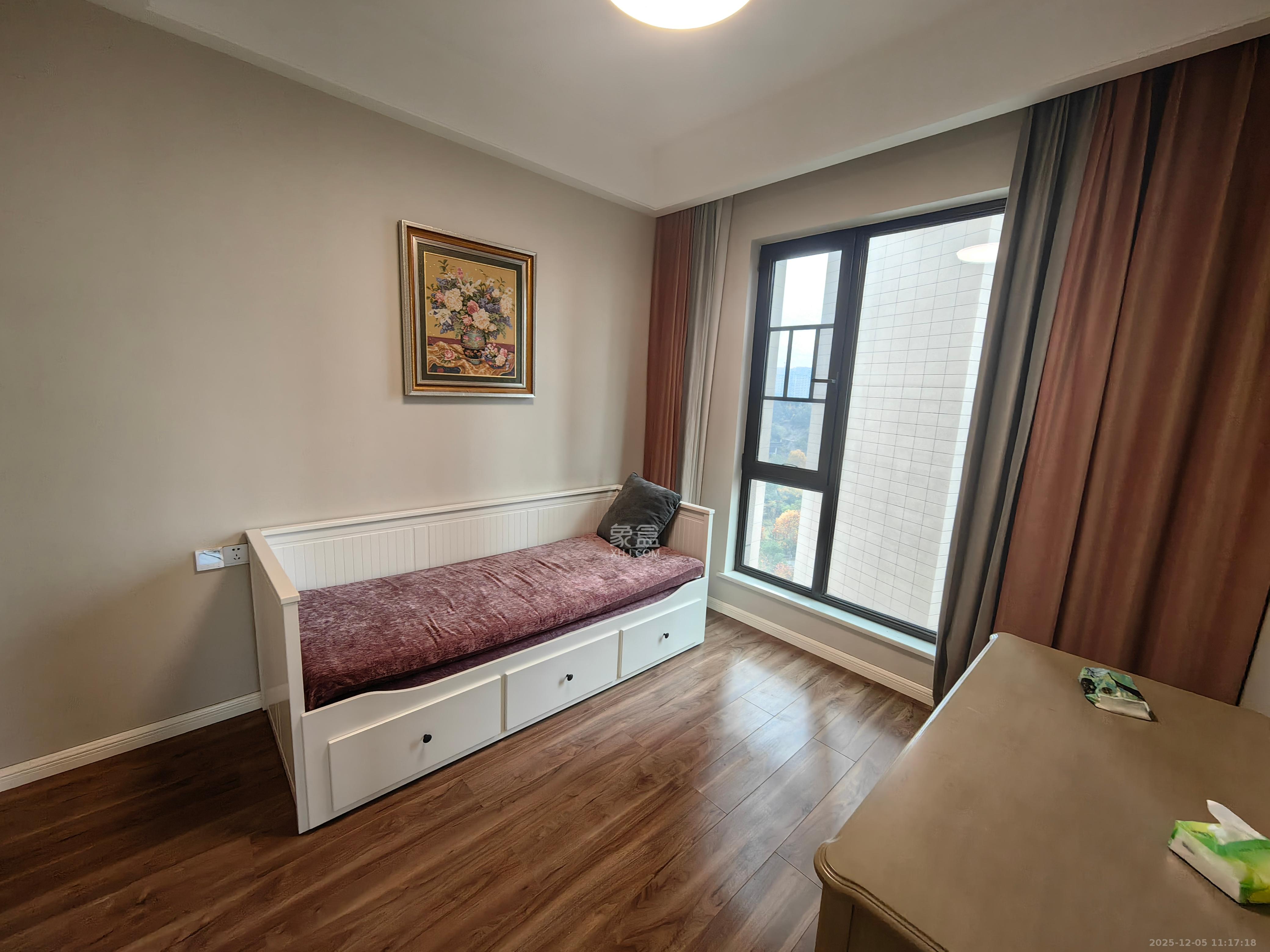 晟通牡丹舸  3室2厅2卫    8000.0元/月室内图