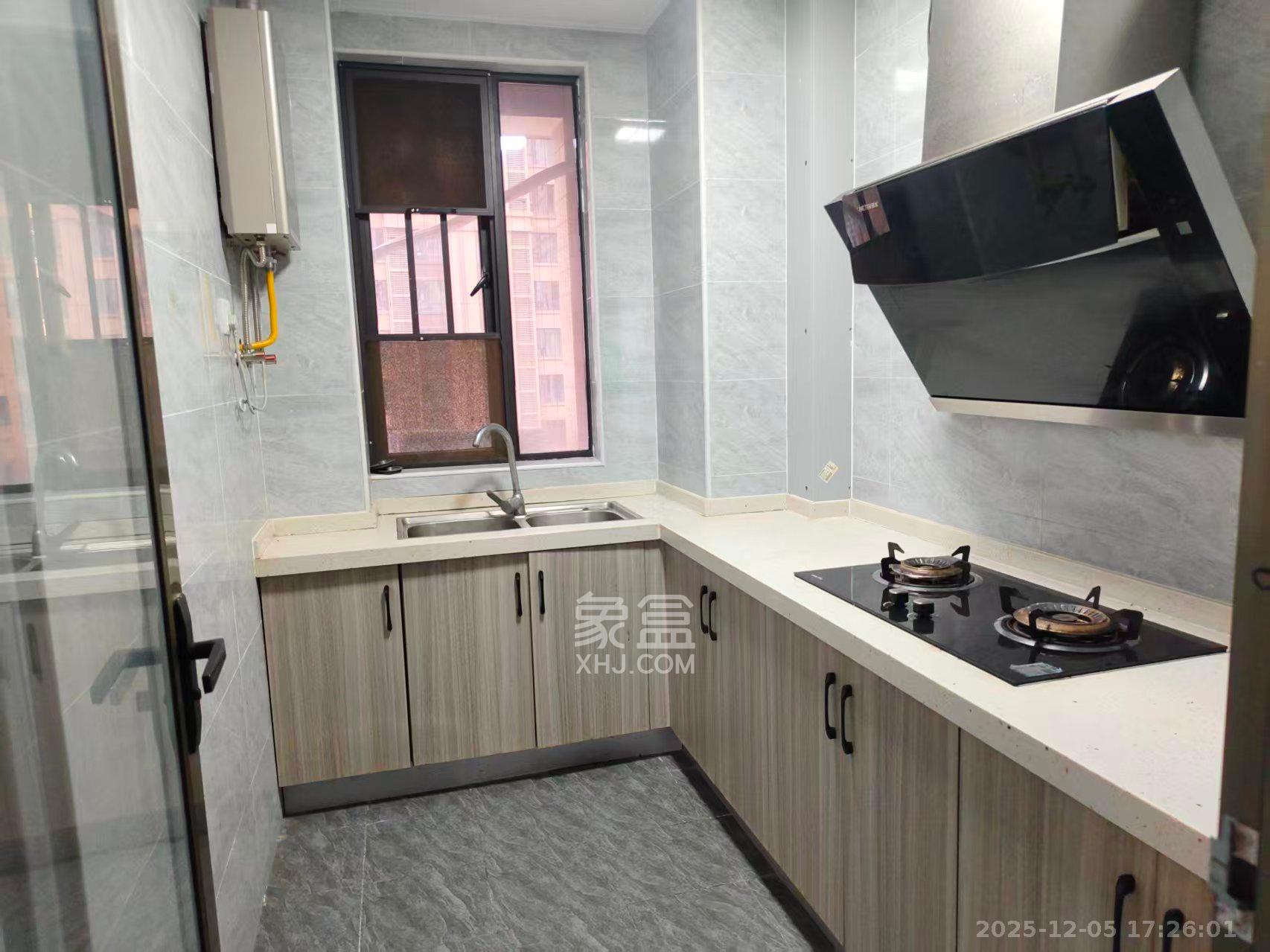 润和又一城  4室2厅2卫    3000.0元/月室内图