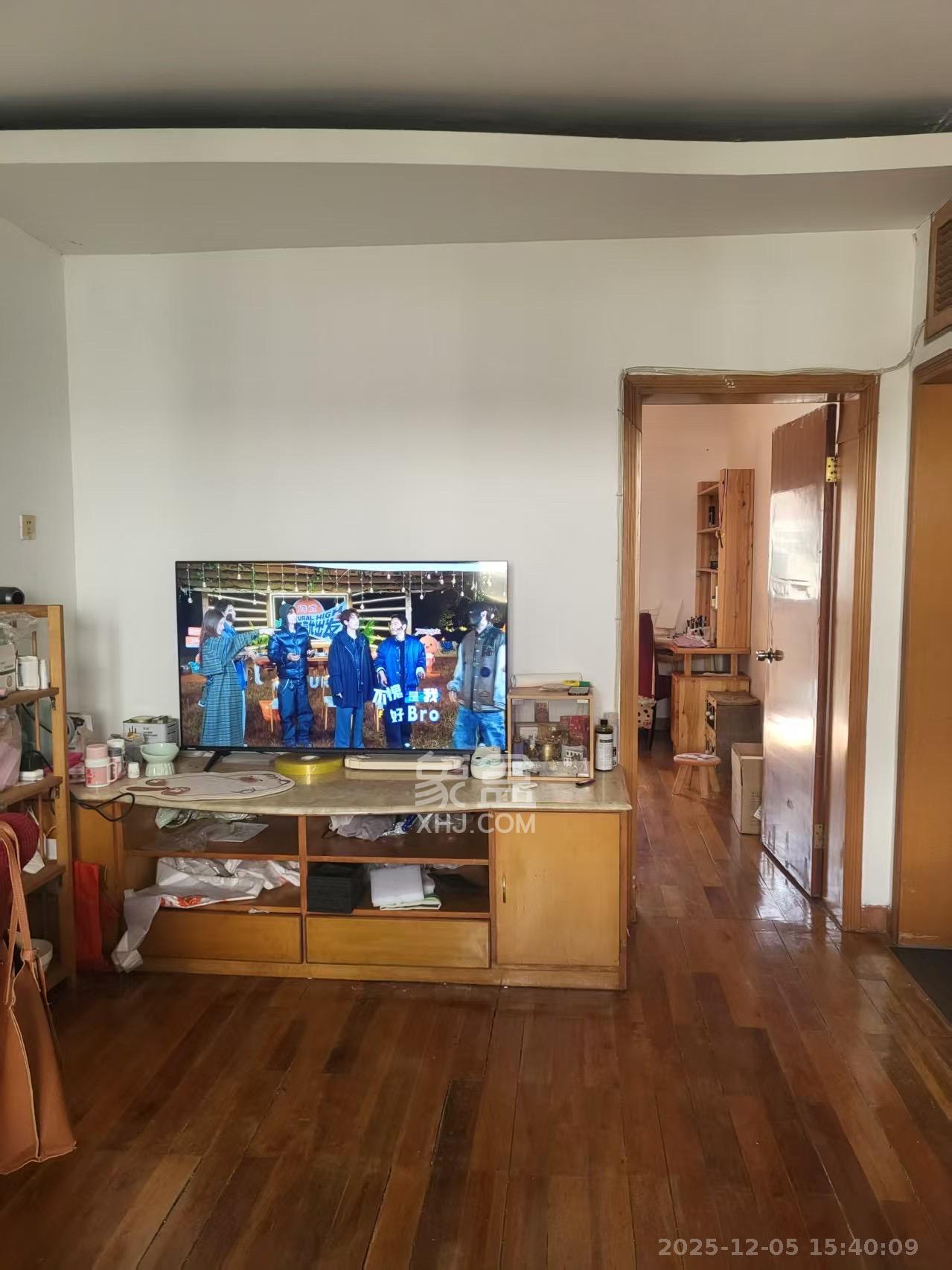 潇湘电影制片厂  2室1厅1卫    1500.0元/月