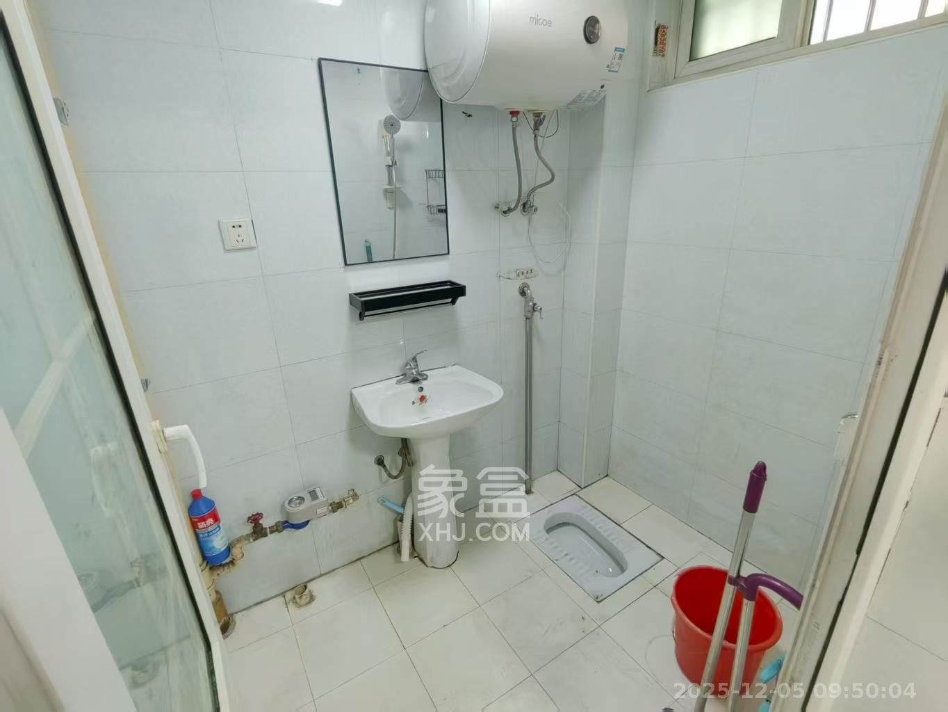 巧克力空间(建鸿达现代大厦) 1室1厅1卫 1200.0元/月 巧克力空间(建鸿达现代大厦) 1室1厅1卫 1200.0元/月室内图