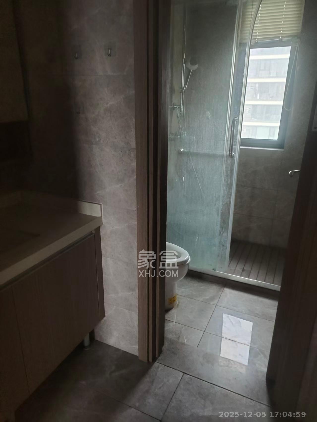 旭辉雨花郡 4室2厅2卫 6500.0元/月 旭辉雨花郡 4室2厅2卫 6500.0元/月室内图