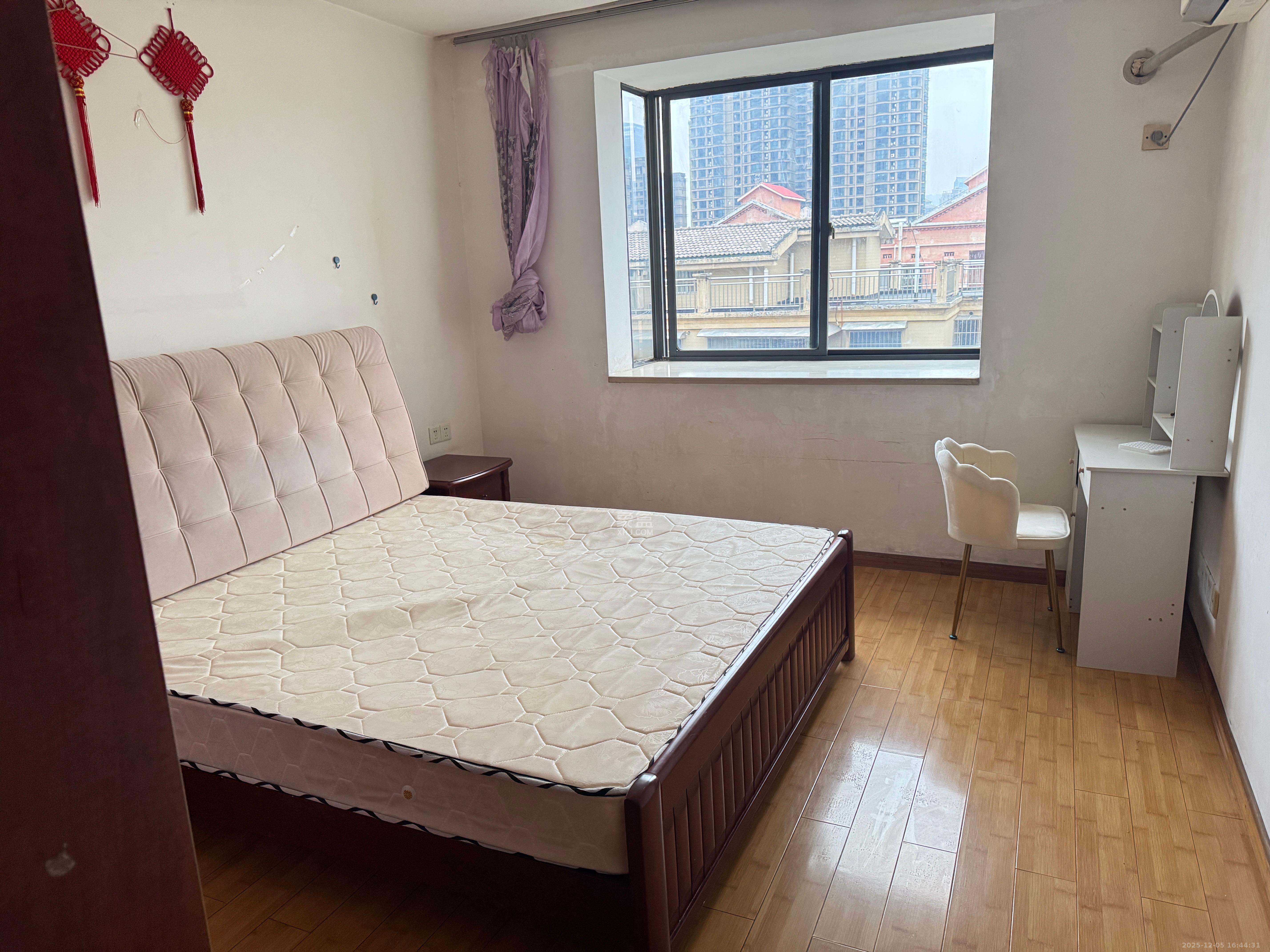 西城龙庭 3室2厅1卫 1800.0元/月 西城龙庭 3室2厅1卫 1800.0元/月室内图