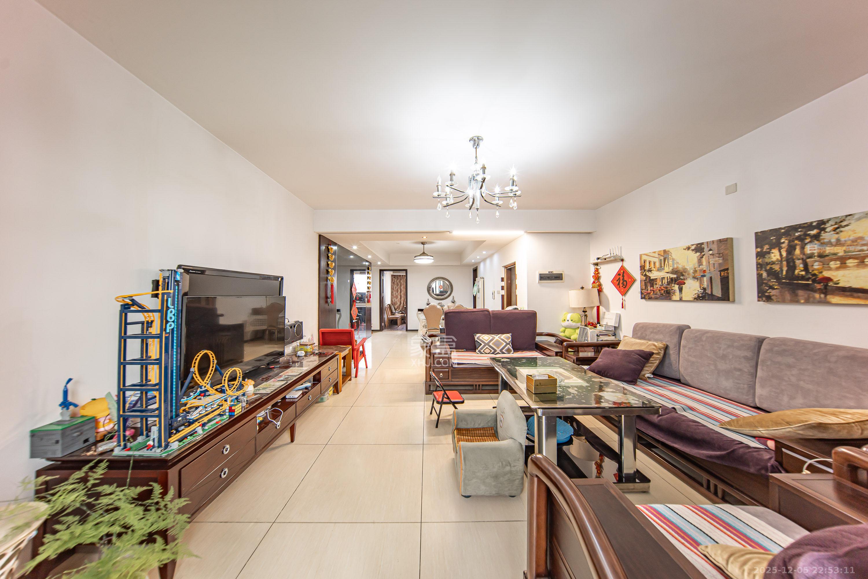 阳光100三期  1室0厅0卫    110.0万