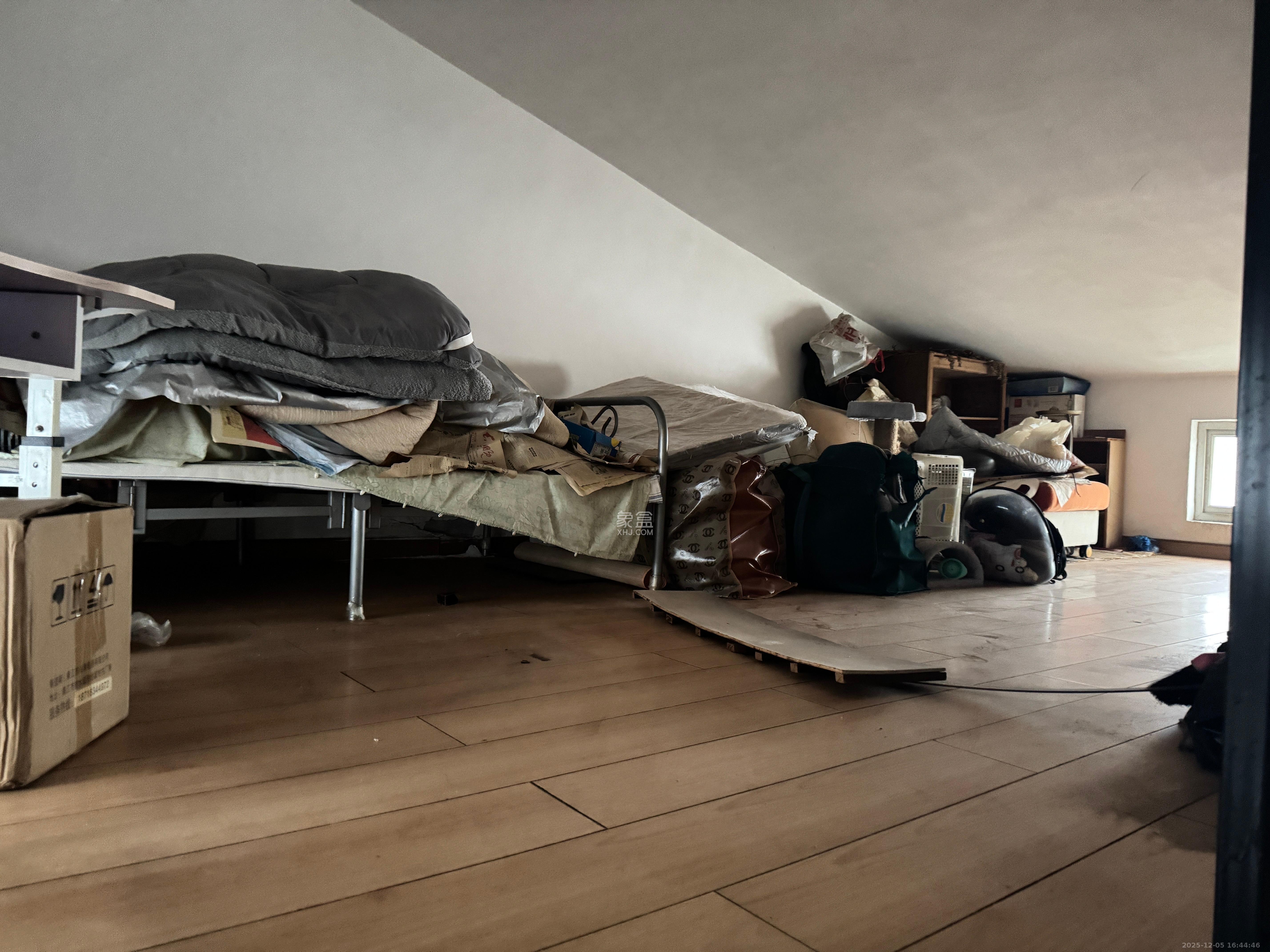 西城龙庭 3室2厅1卫 1800.0元/月 西城龙庭 3室2厅1卫 1800.0元/月室内图