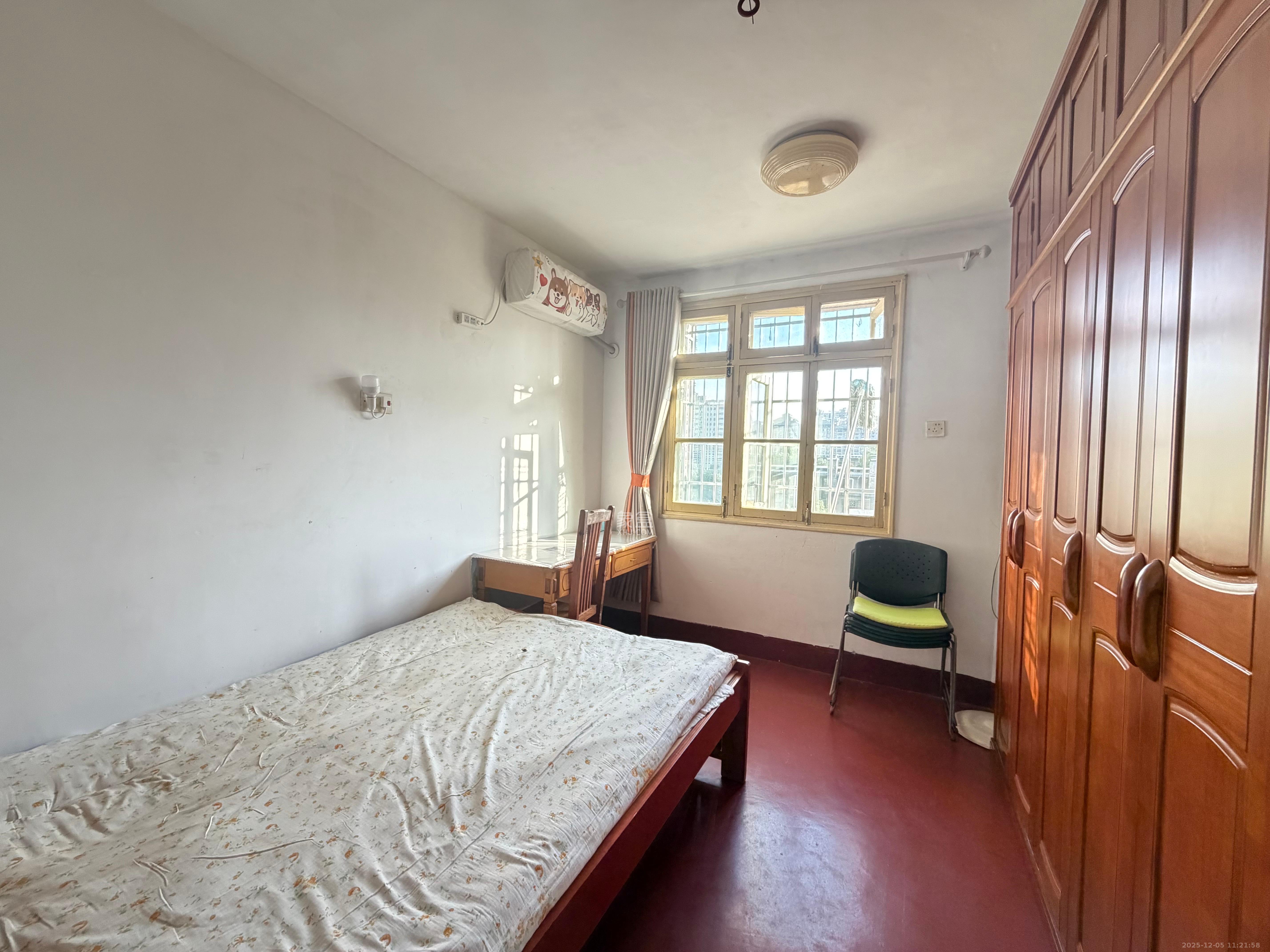 丽臣小区 3室1厅1卫 1300.0元/月 丽臣小区 3室1厅1卫 1300.0元/月室内图