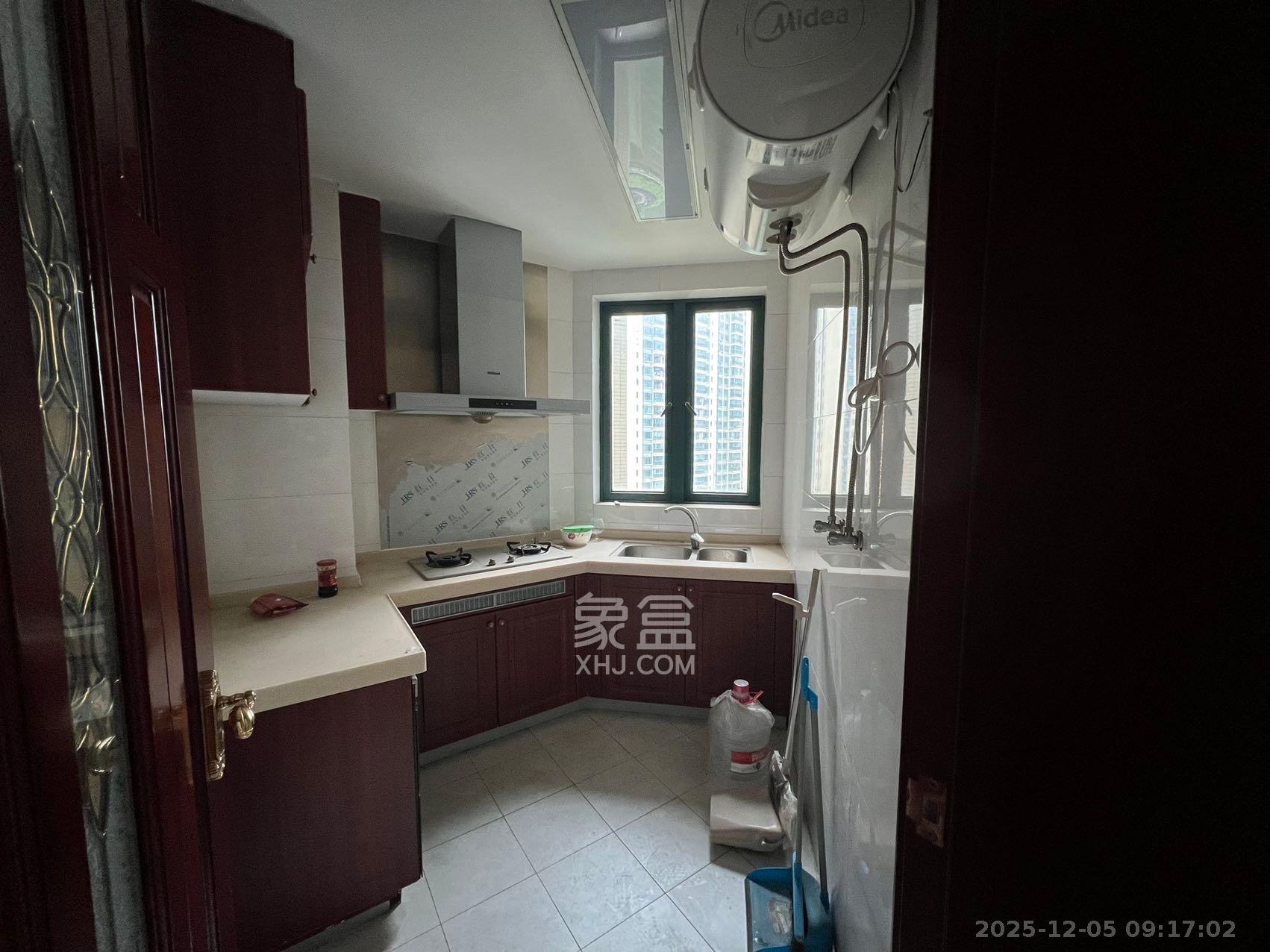 恒大绿洲 2室2厅1卫 2200.0元/月 恒大绿洲 2室2厅1卫 2200.0元/月室内图