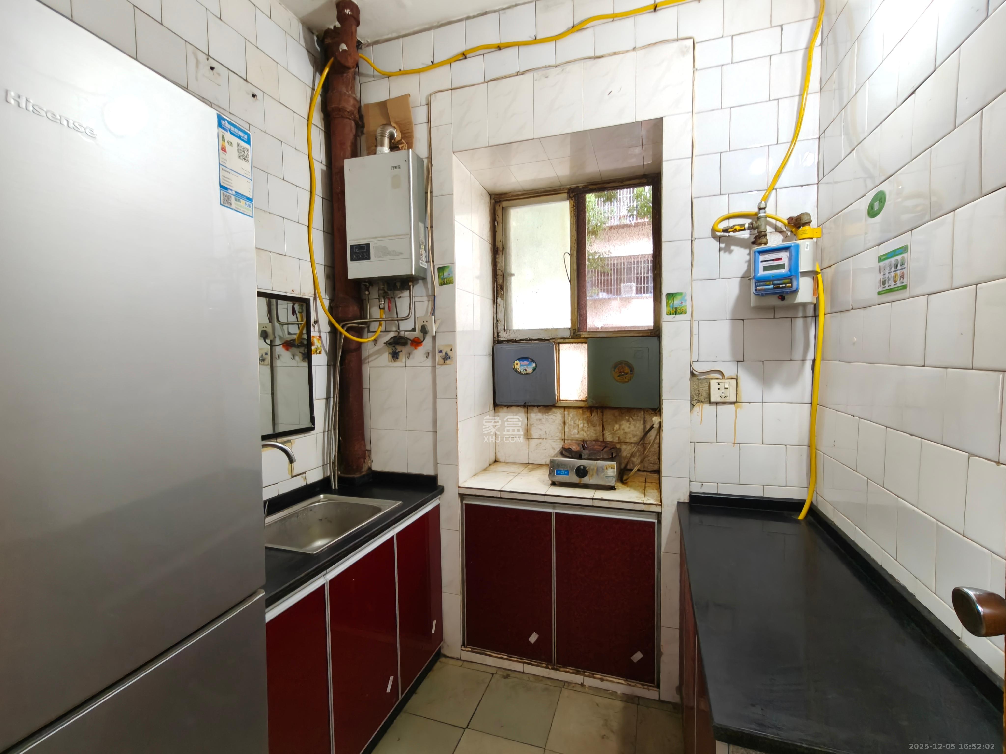 妹子山社区（曙光社区）  3室1厅1卫    1200.0元/月室内图