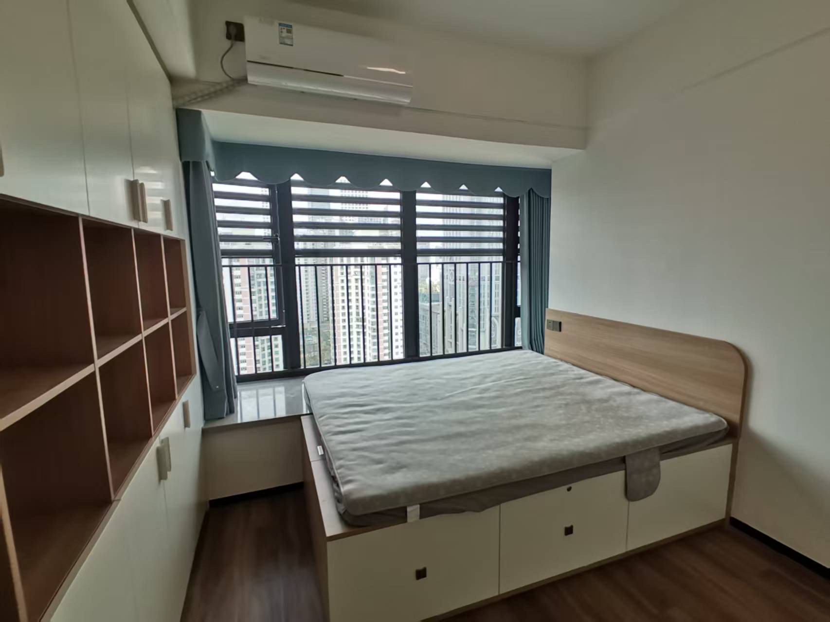 华润中心三期  4室2厅2卫    7800.0元/月室内图