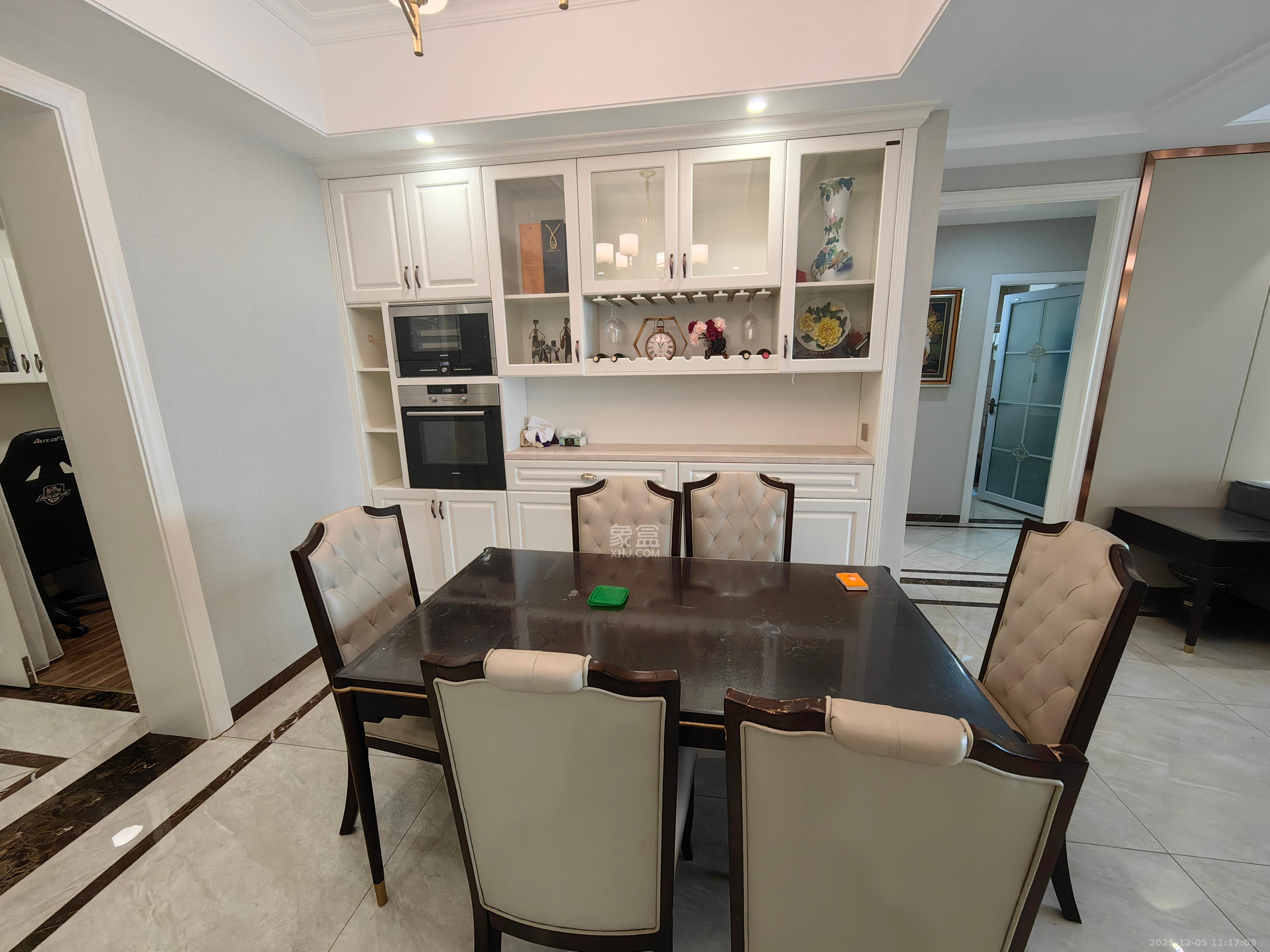 晟通牡丹舸  3室2厅2卫    8000.0元/月室内图