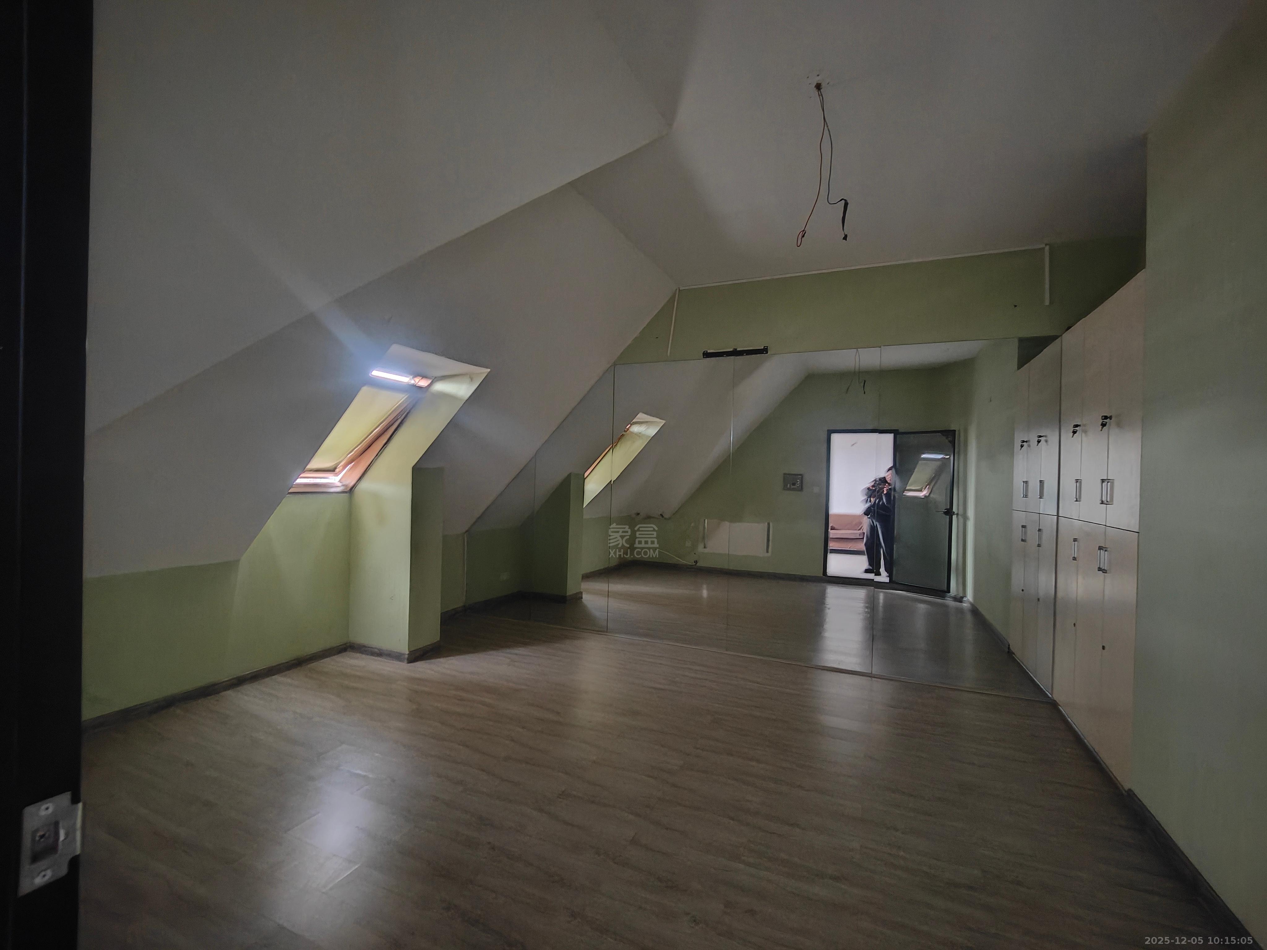 尚格名城天香国舍  7室3厅3卫    3500.0元/月室内图