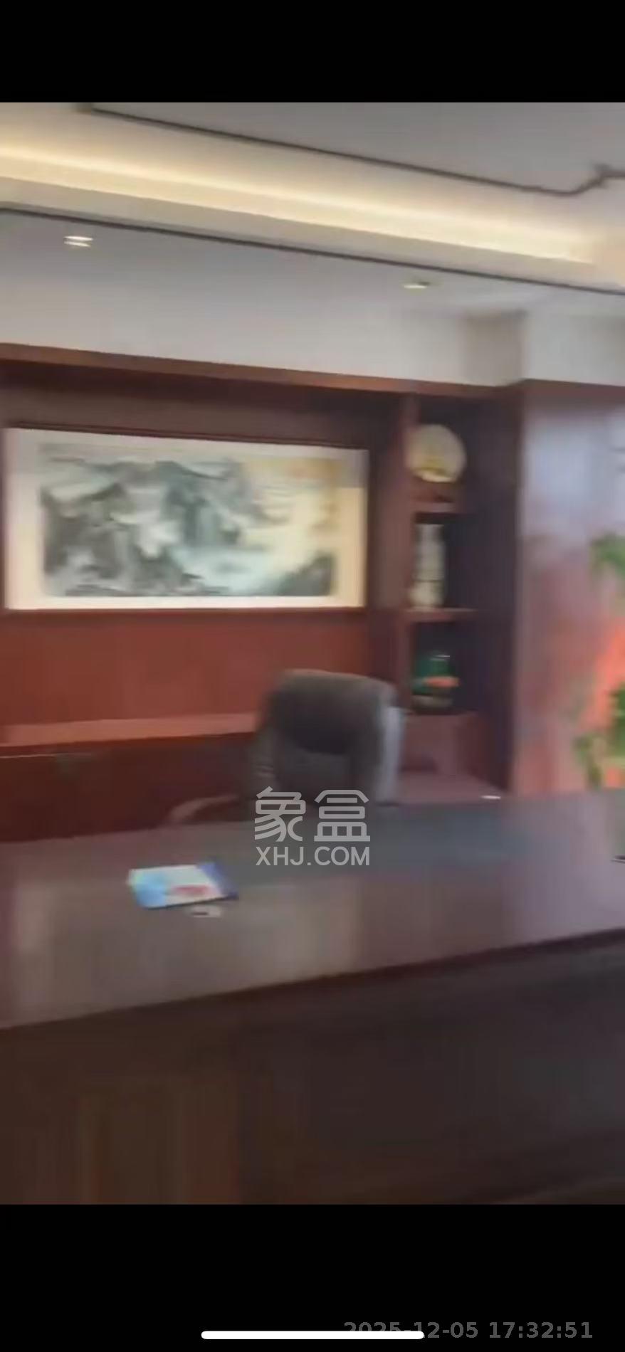 长房时代城   122.72㎡      7500.0元/月室内图