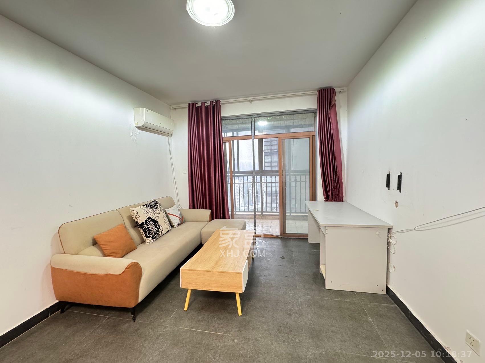 世嘉国际华城  2室2厅2卫    2300.0元/月